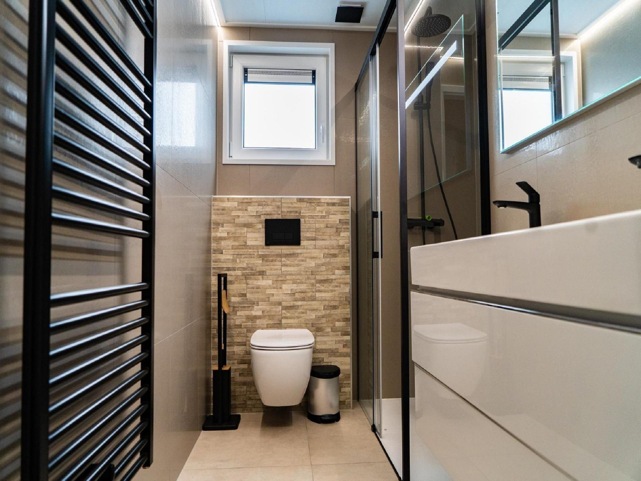 De badkamer van Vakantiepark De Rimboe & De Woeste Hoogte 39 in Hoenderloo