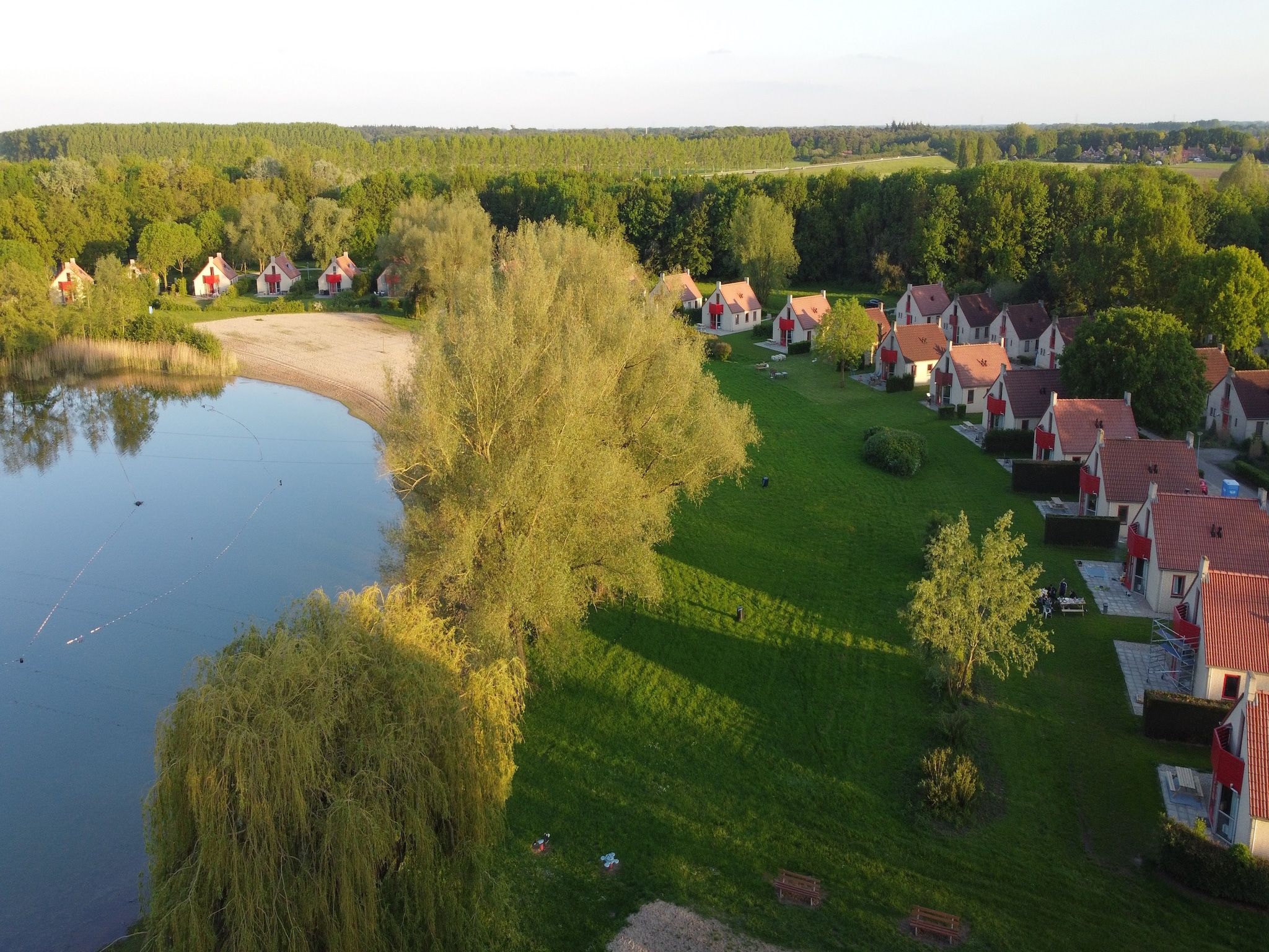 Parkfaciliteiten bij Vakantiepark 't Broeckhuys 1 in Ewijk