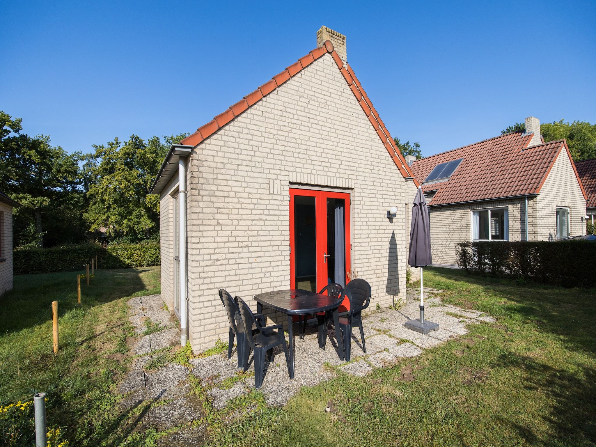 De buitenkant van Vakantiepark 't Broeckhuys 1 in Ewijk