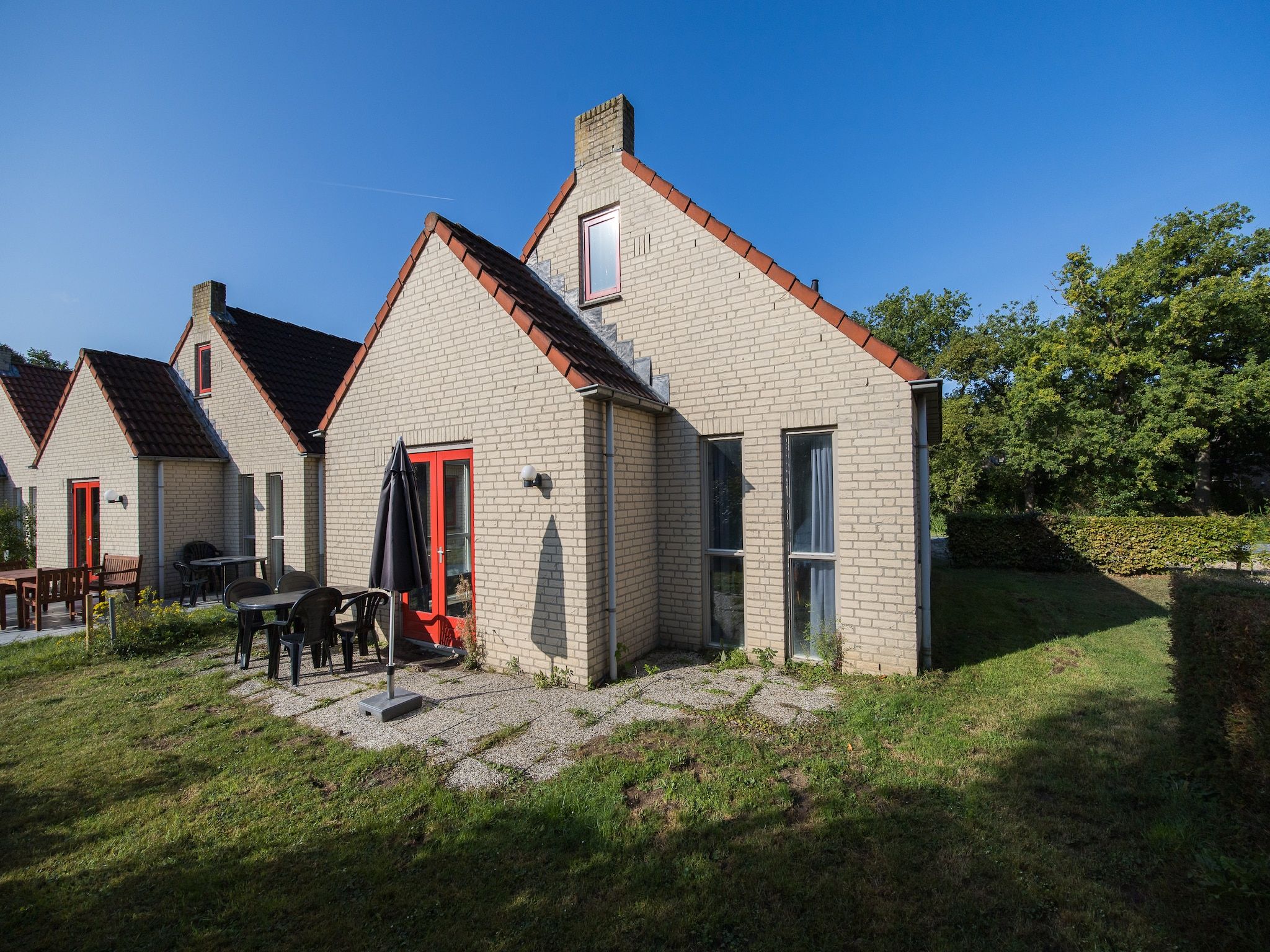 De buitenkant van Vakantiepark 't Broeckhuys 1 in Ewijk