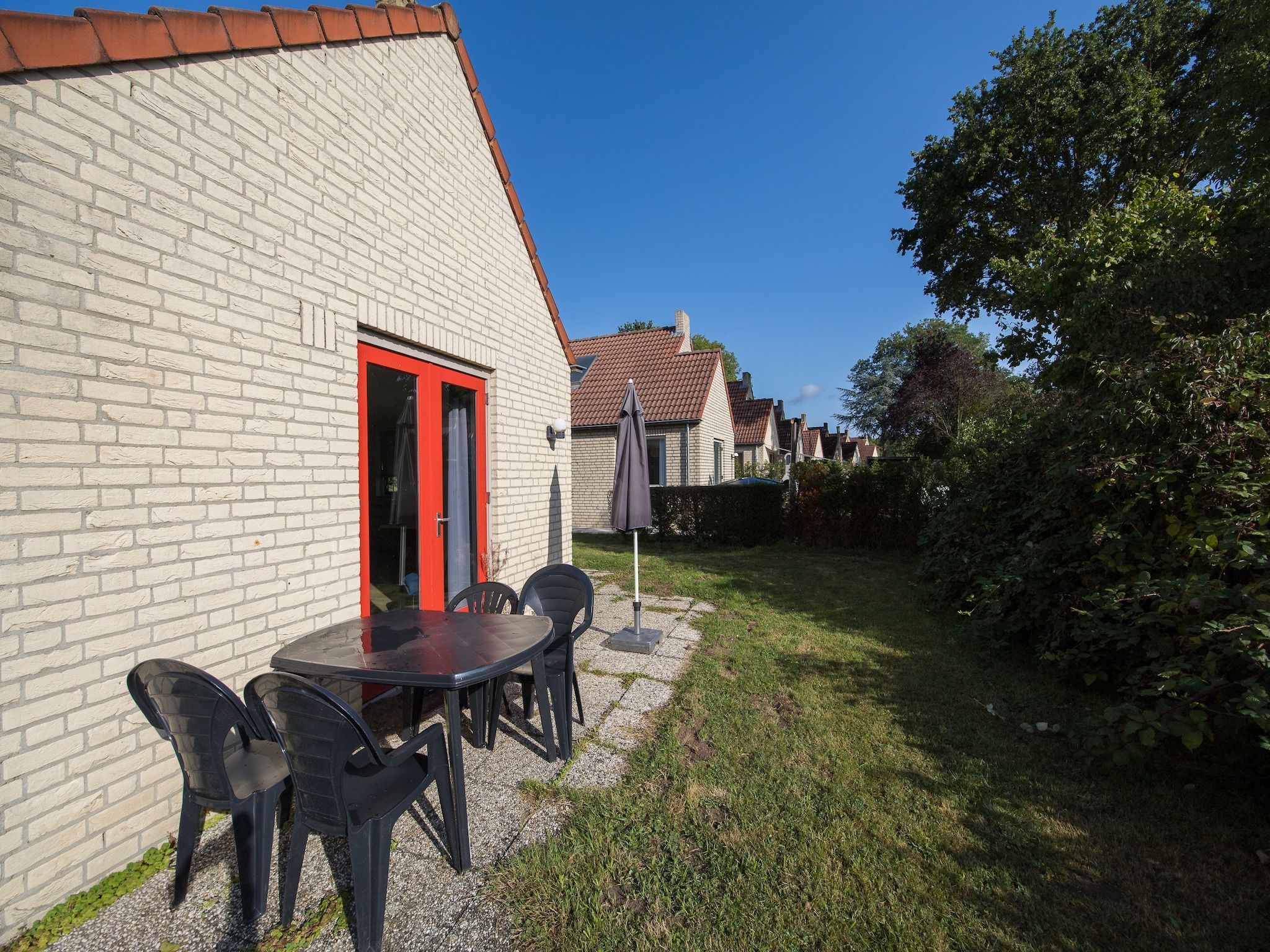 De buitenkant van Vakantiepark 't Broeckhuys 1 in Ewijk