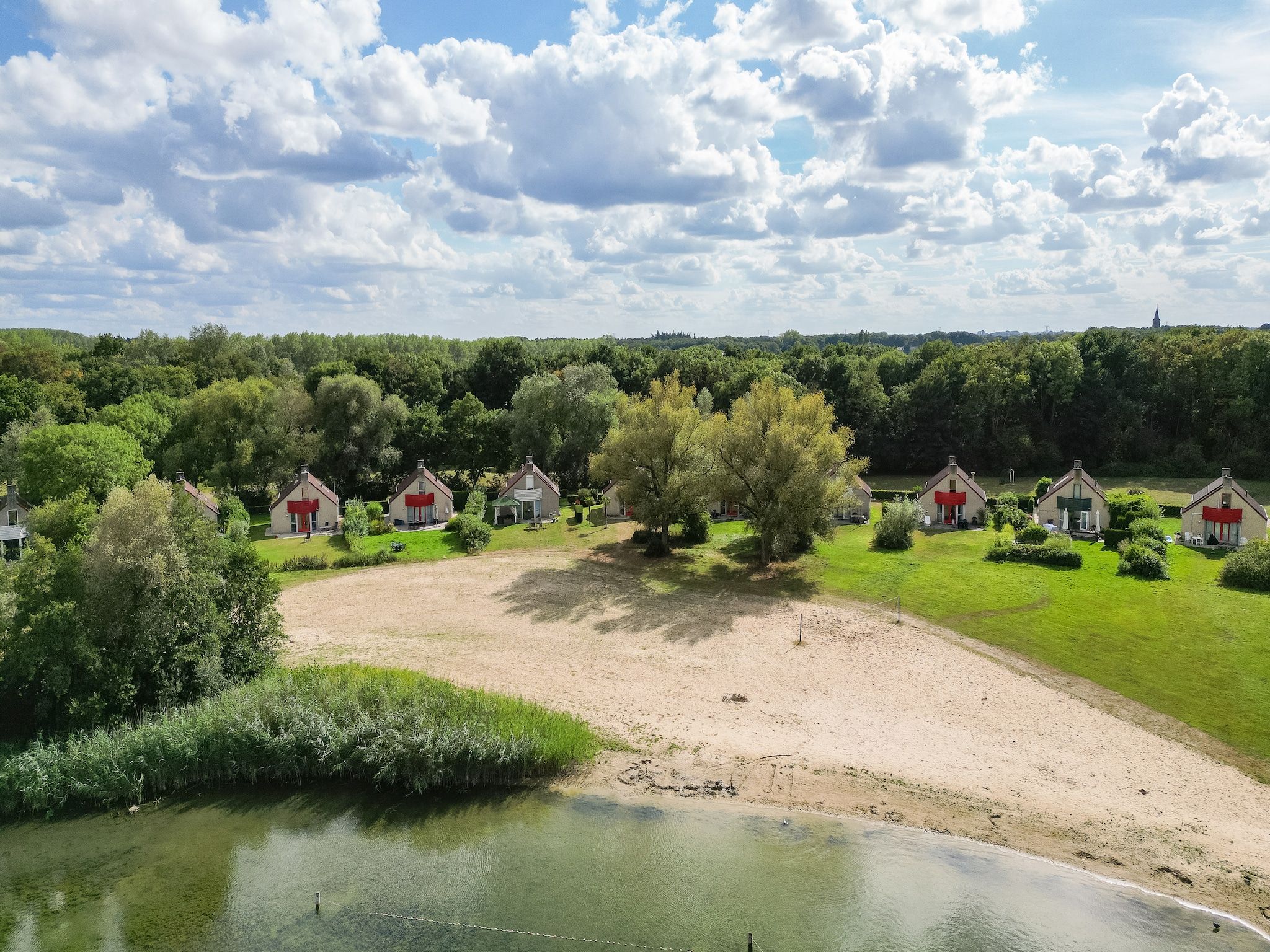 De omgeving van Vakantiepark 't Broeckhuys 1 in Ewijk