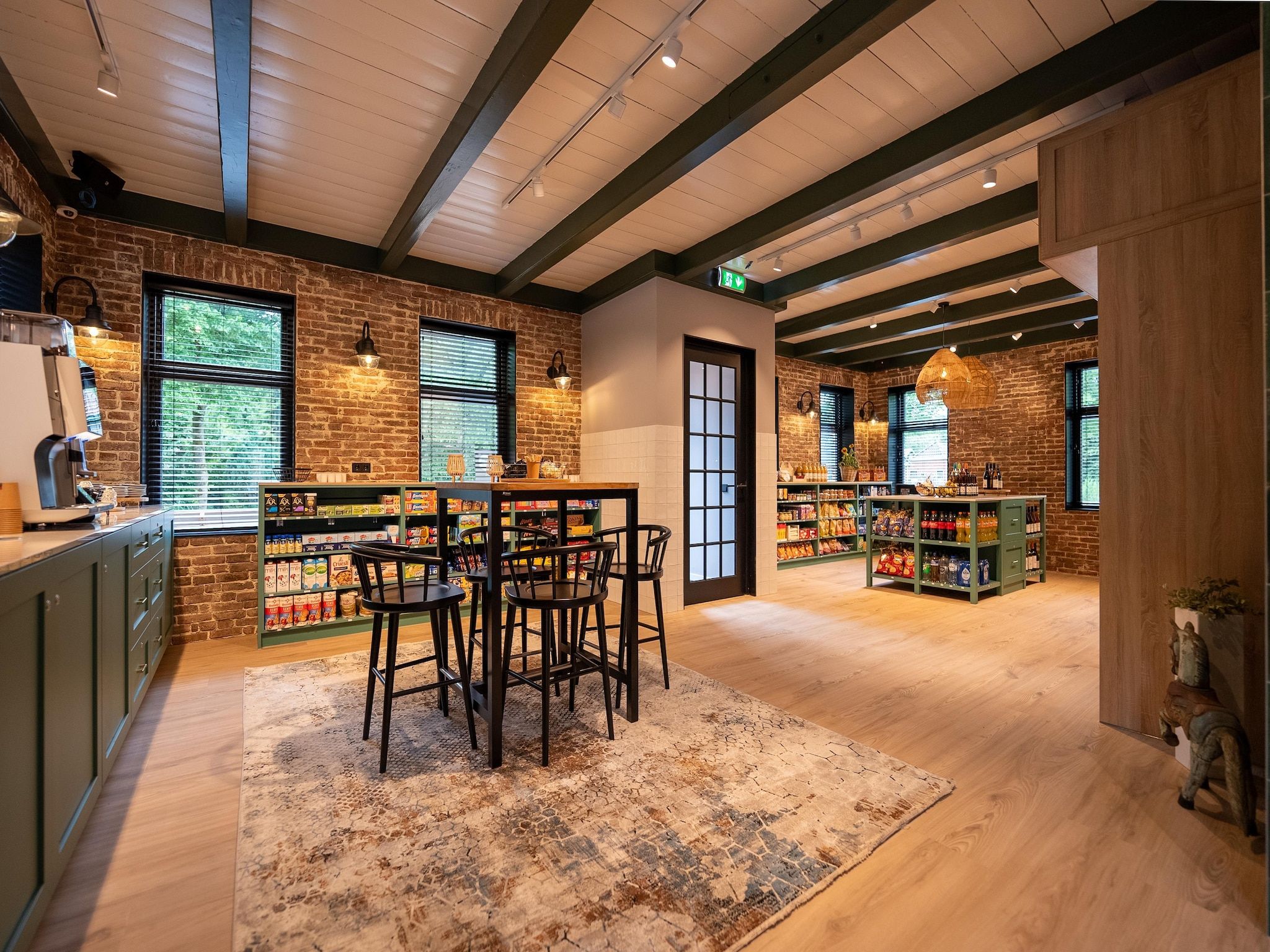 Parkfaciliteiten bij Glamping Resort Lauwersmeer 1 in Vierhuizen