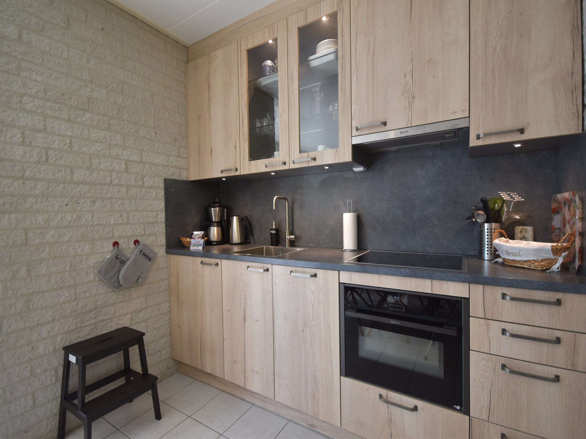 De keuken van Bungalowpark Campanula 4 in St. Maartenszee