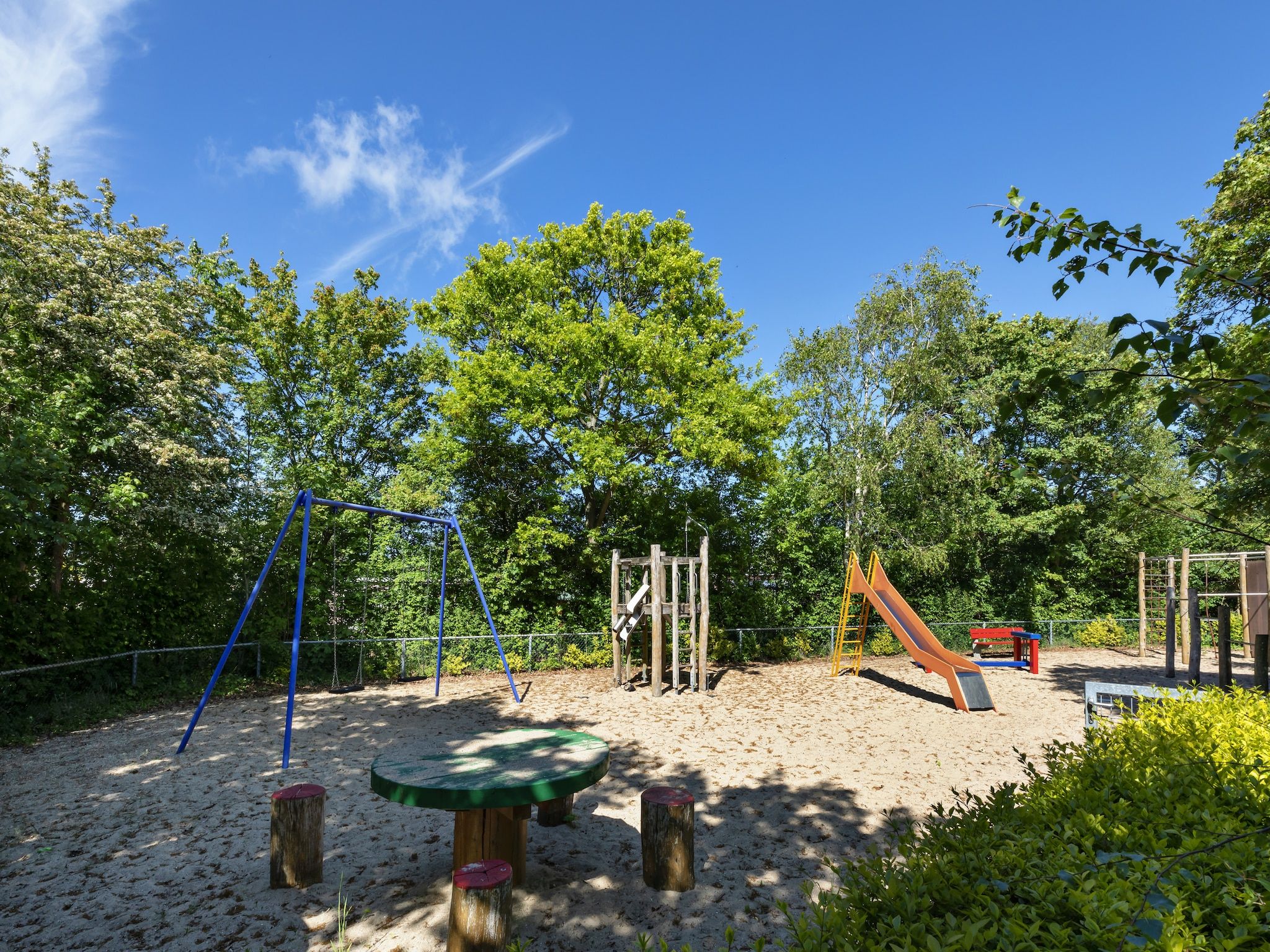 Parkfaciliteiten bij Bungalowpark Campanula 8 in St. Maartenszee