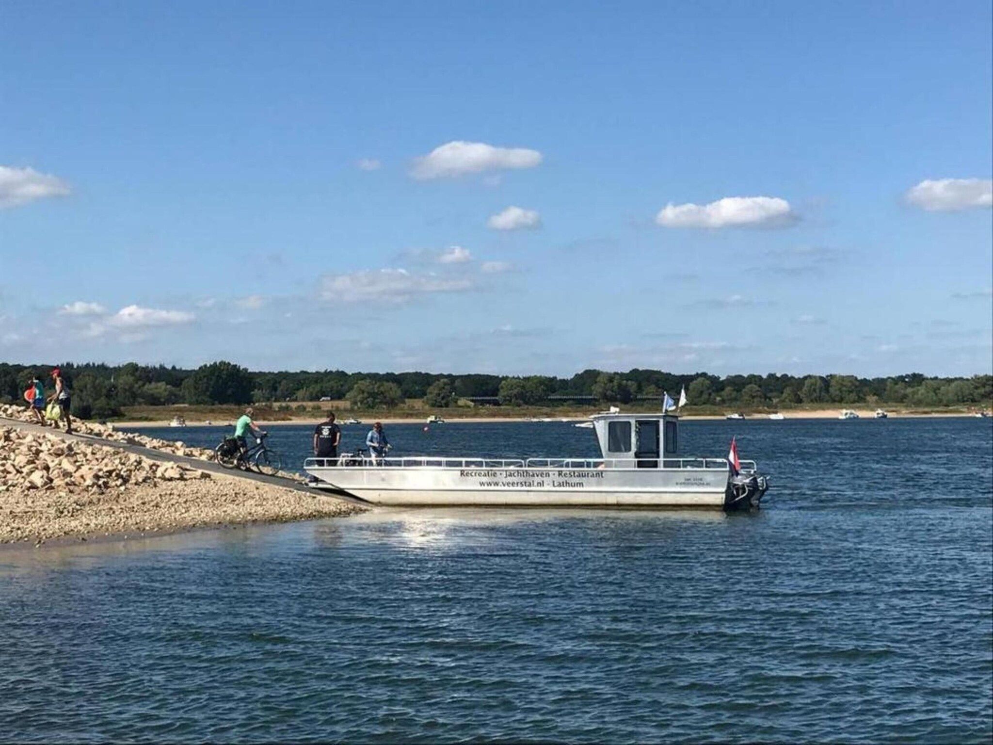 Recreatiepark Rhederlaagse Meren 18 in Lathum - Foto 39 van 40