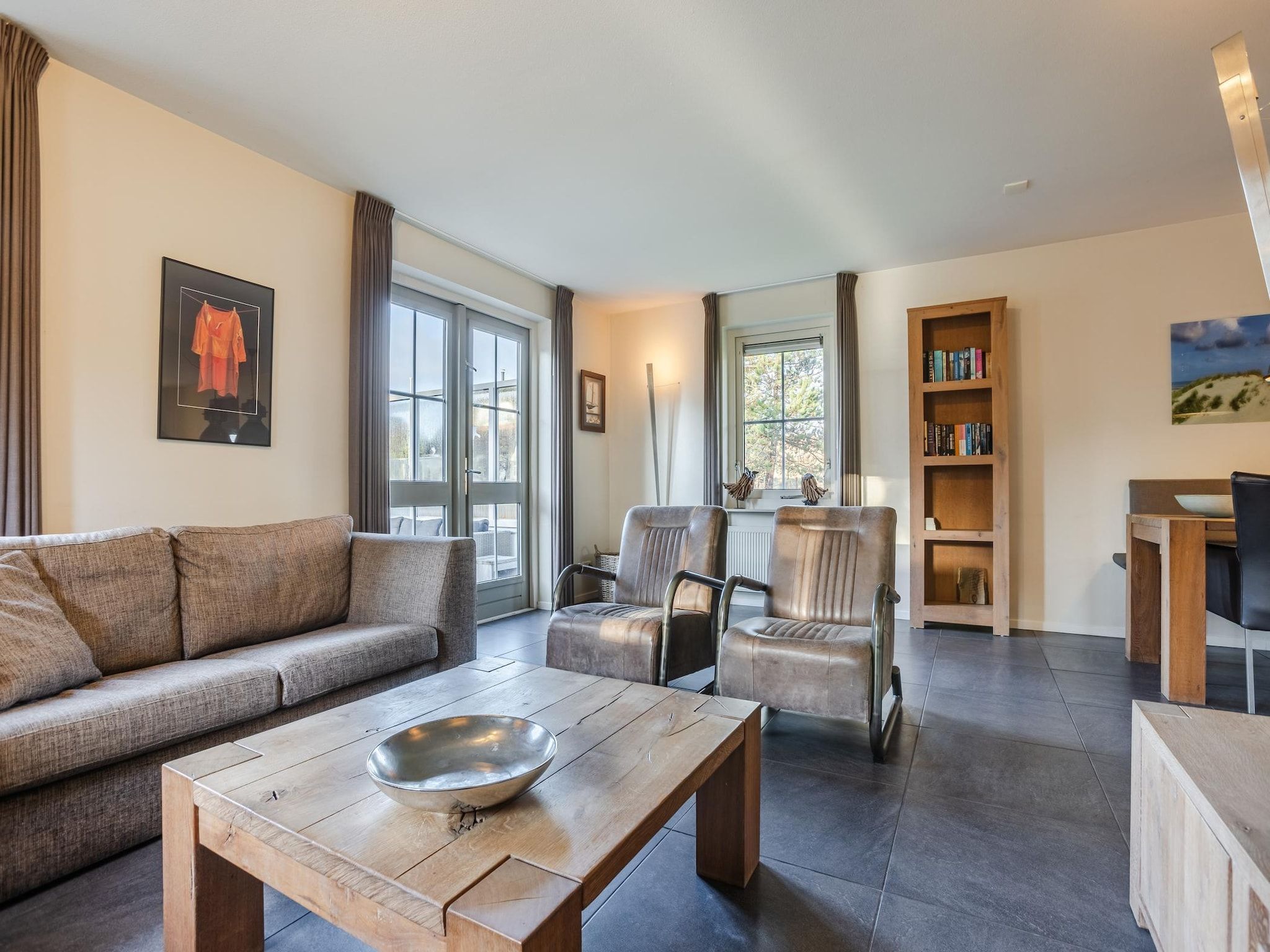 De woonkamer van Boomhiemke Engelsmanduinvilla 6 in Hollum