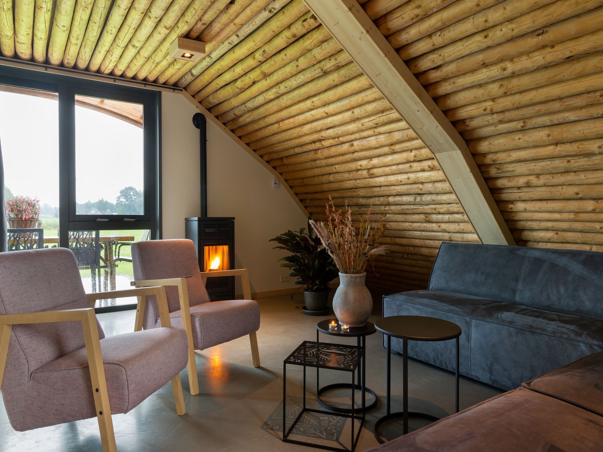 De woonkamer van Koe in de Kost 4 in Heeten