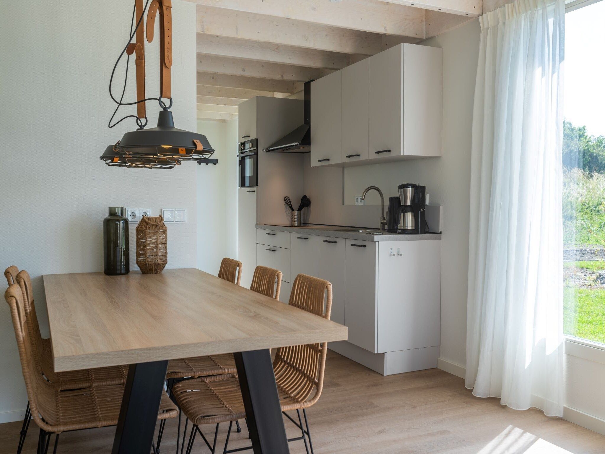 De keuken van Duinvilla 8 in Cadzand
