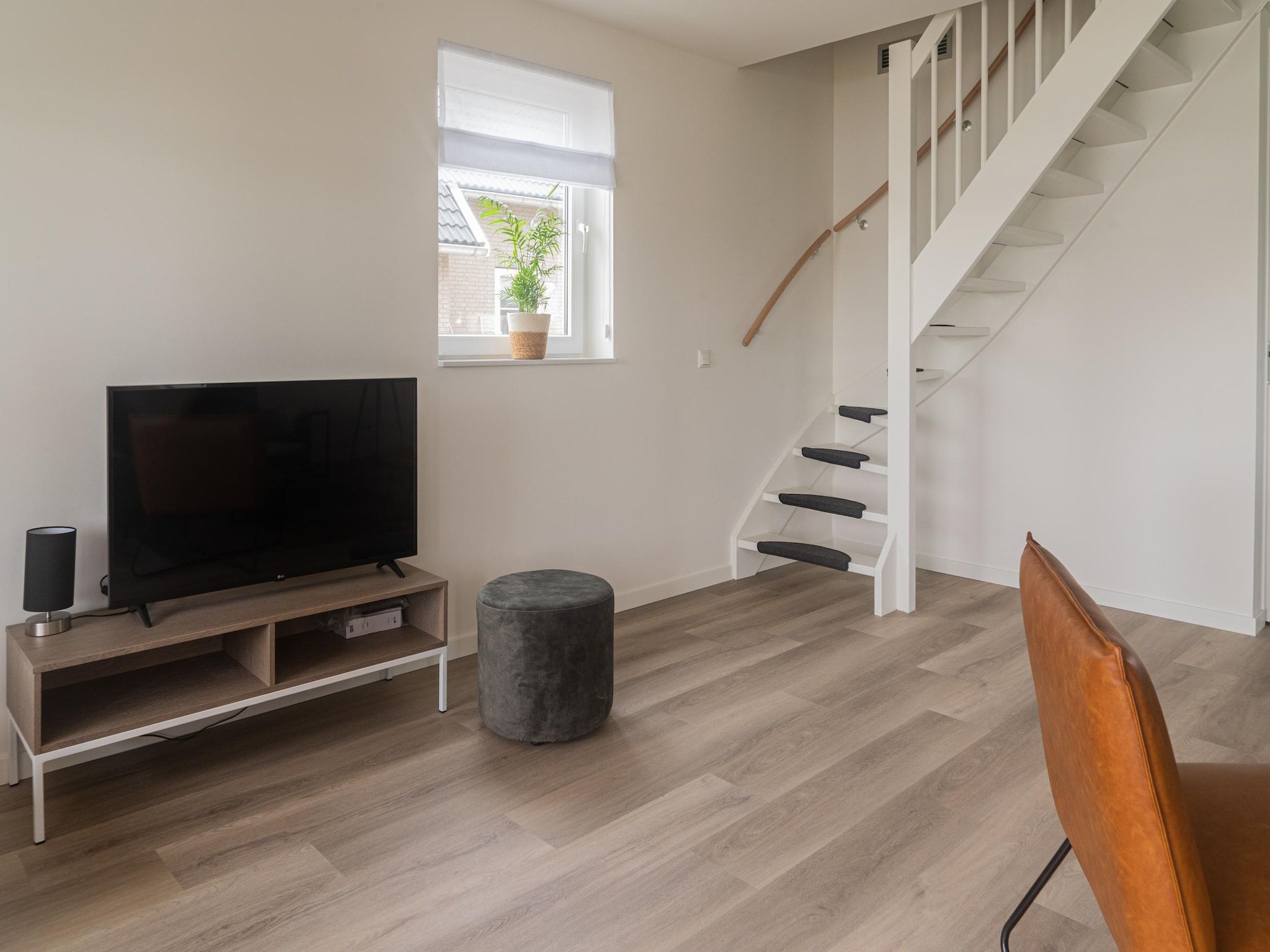 Lake view villa met zwem- vissteiger in Simonshaven - Foto 40 van 40