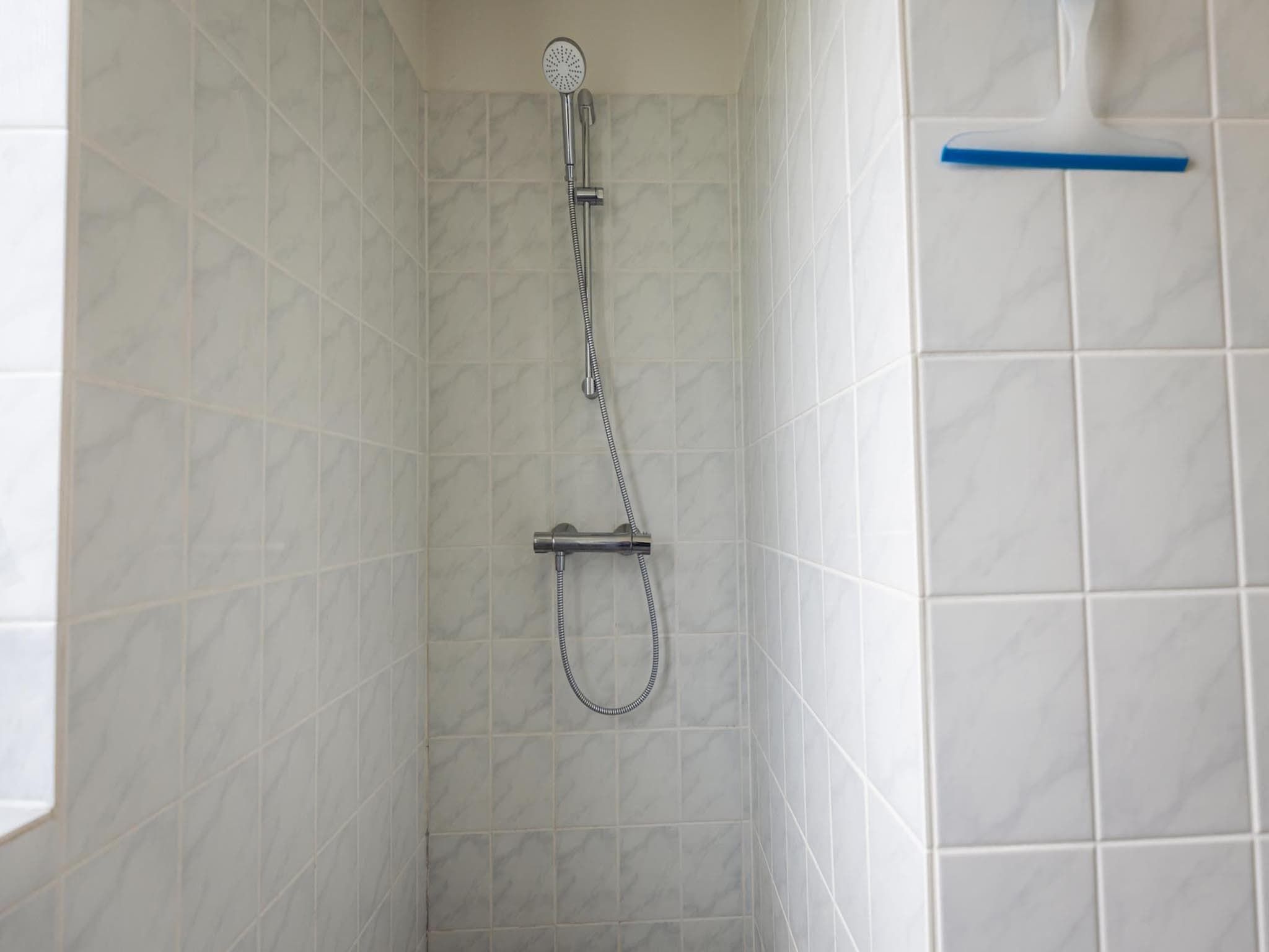 De badkamer van Vakantiepark 't Broeckhuys 6 in Ewijk