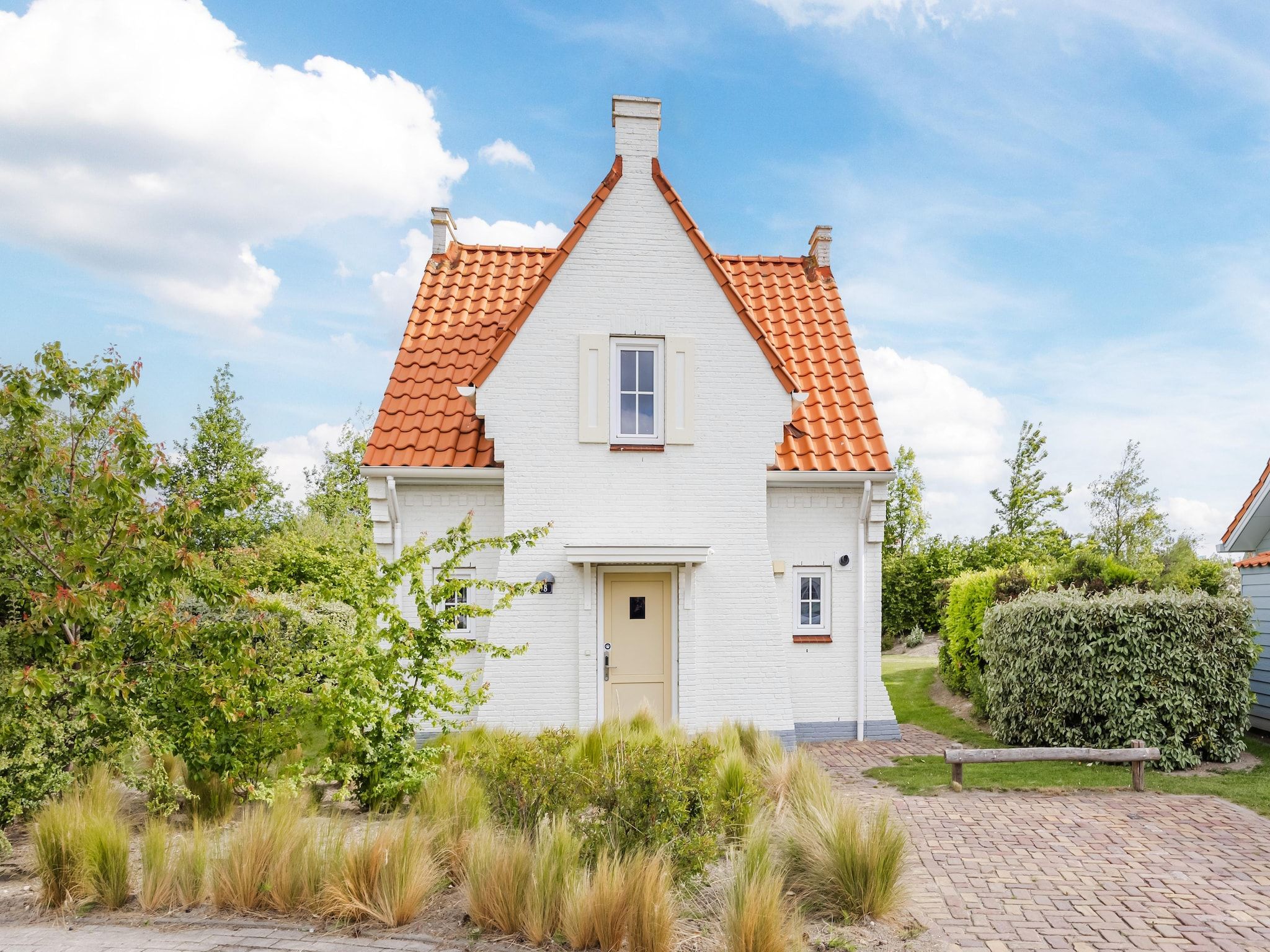 De buitenkant van Noordzee Residence Cadzand-Bad 29 in Cadzand-Bad