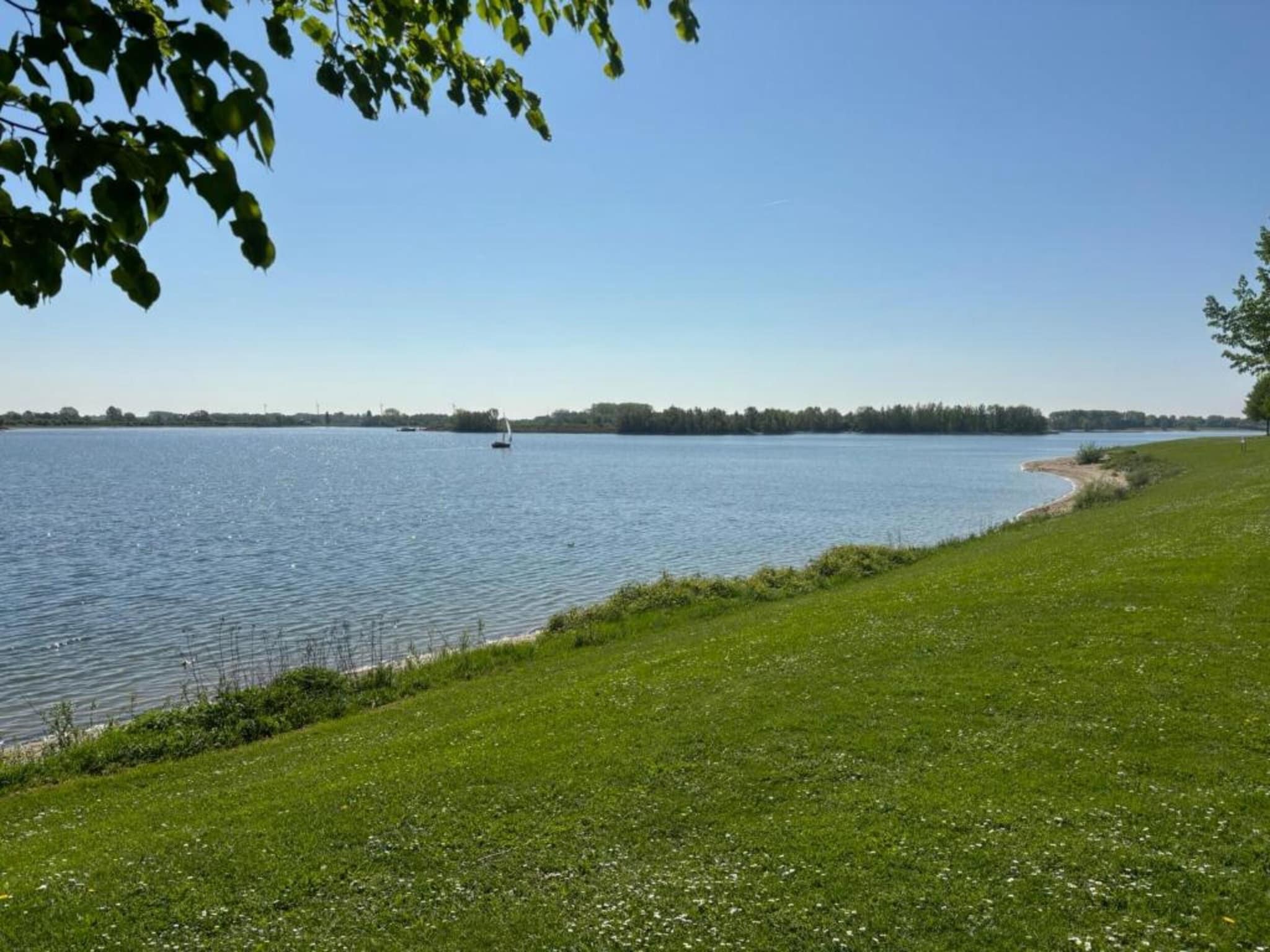 Recreatiepark Rhederlaagse Meren 21 in Lathum - Foto 35 van 40