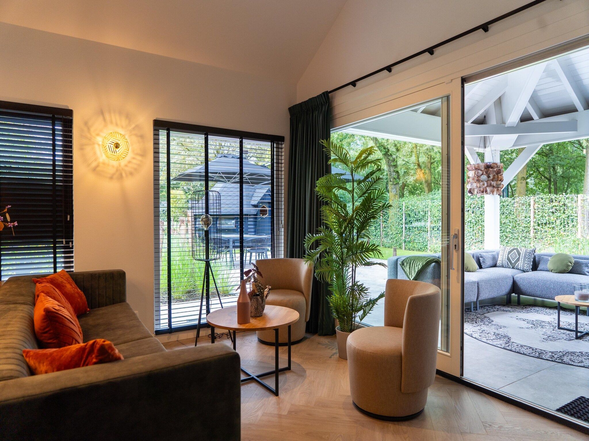 De woonkamer van Vakantiepark Latour 7 in Oirschot