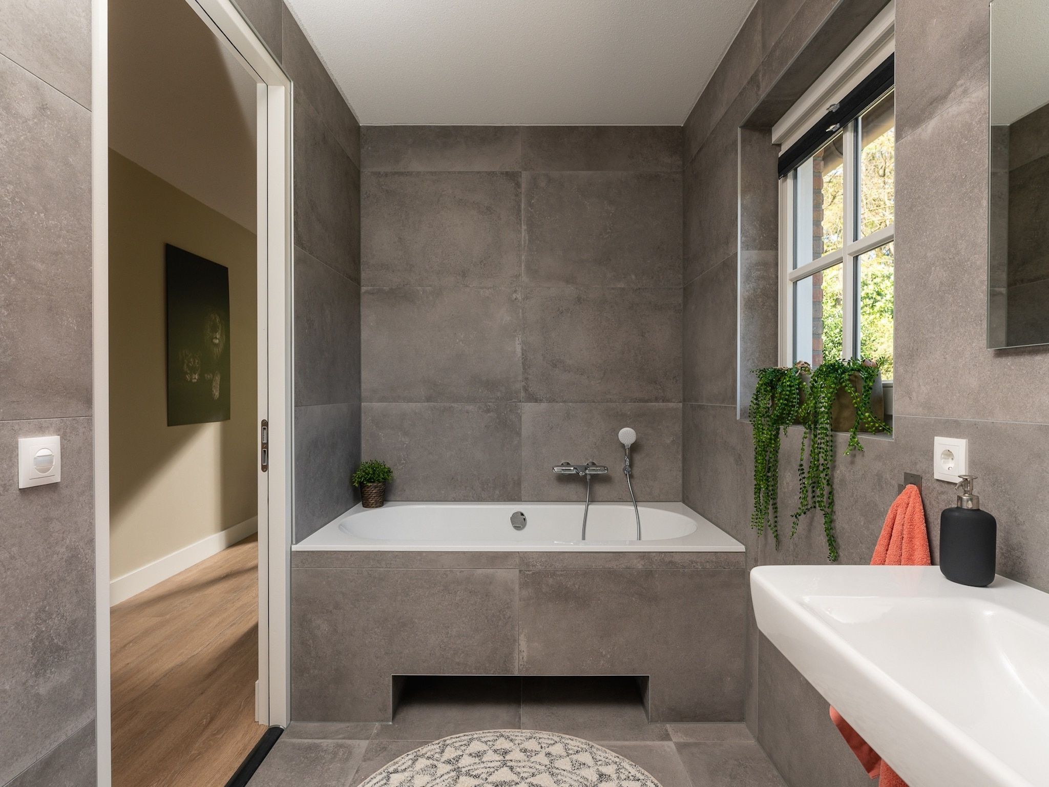 De badkamer van Het Landhuis in Losser