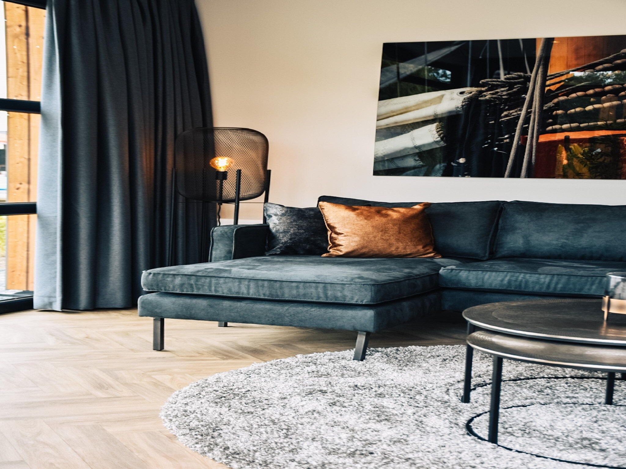 De woonkamer van MarinaPark Nieuw Loosdrecht 1 in Nieuw-Loosdrecht