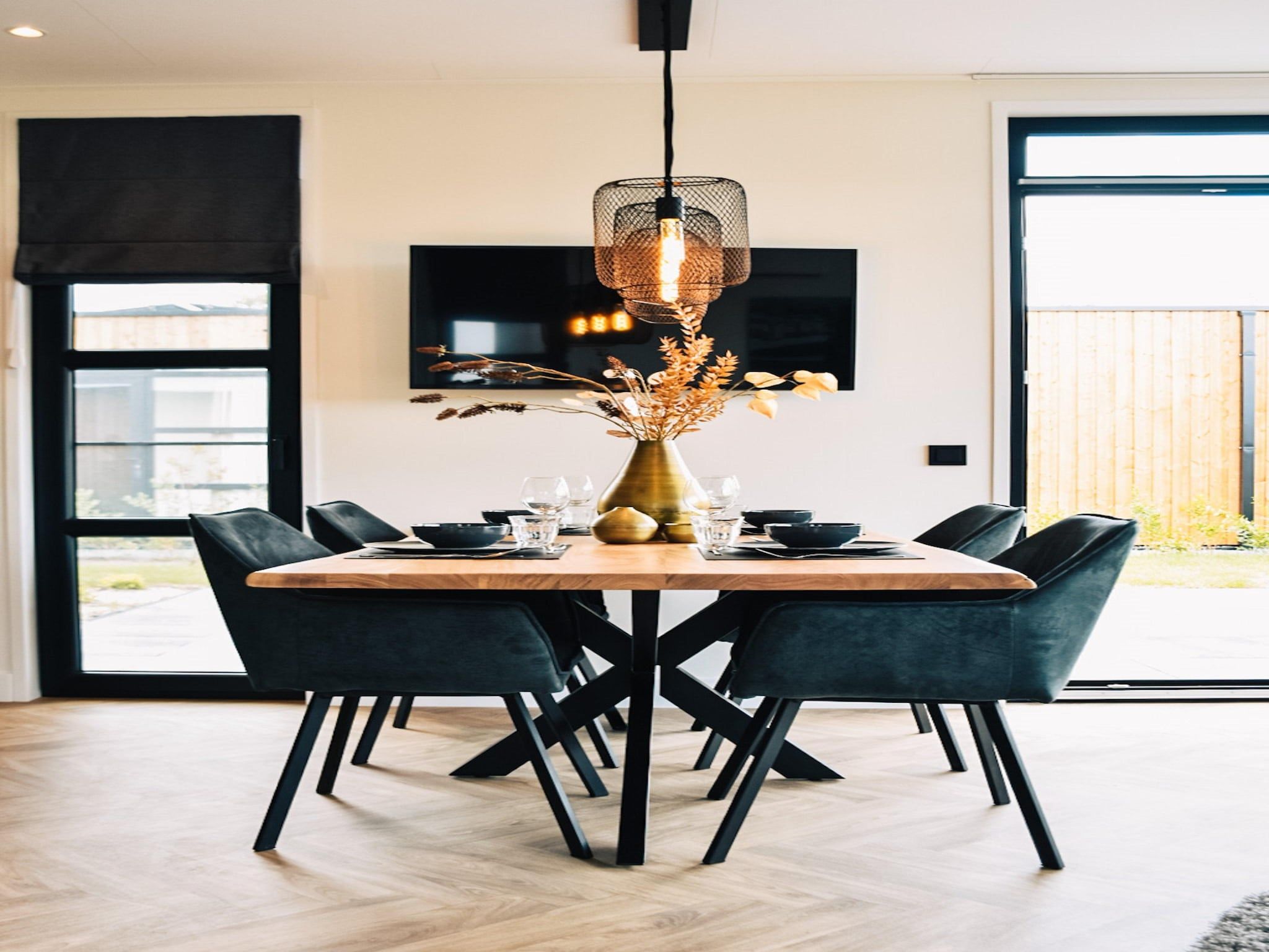 De eetkamer van MarinaPark Nieuw Loosdrecht 1 in Nieuw-Loosdrecht