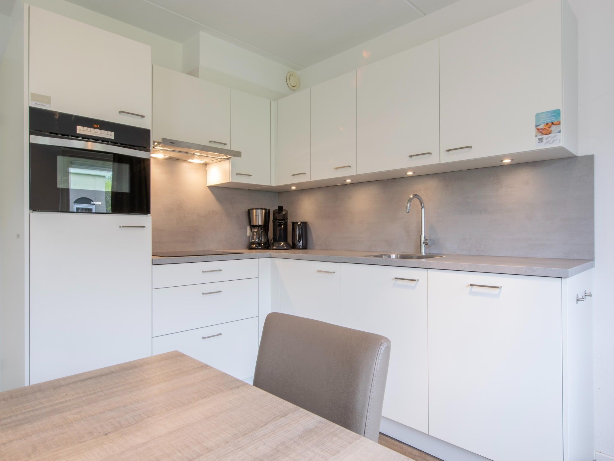 De keuken van Vakantiepark de Soeten Haert 20 in Renesse