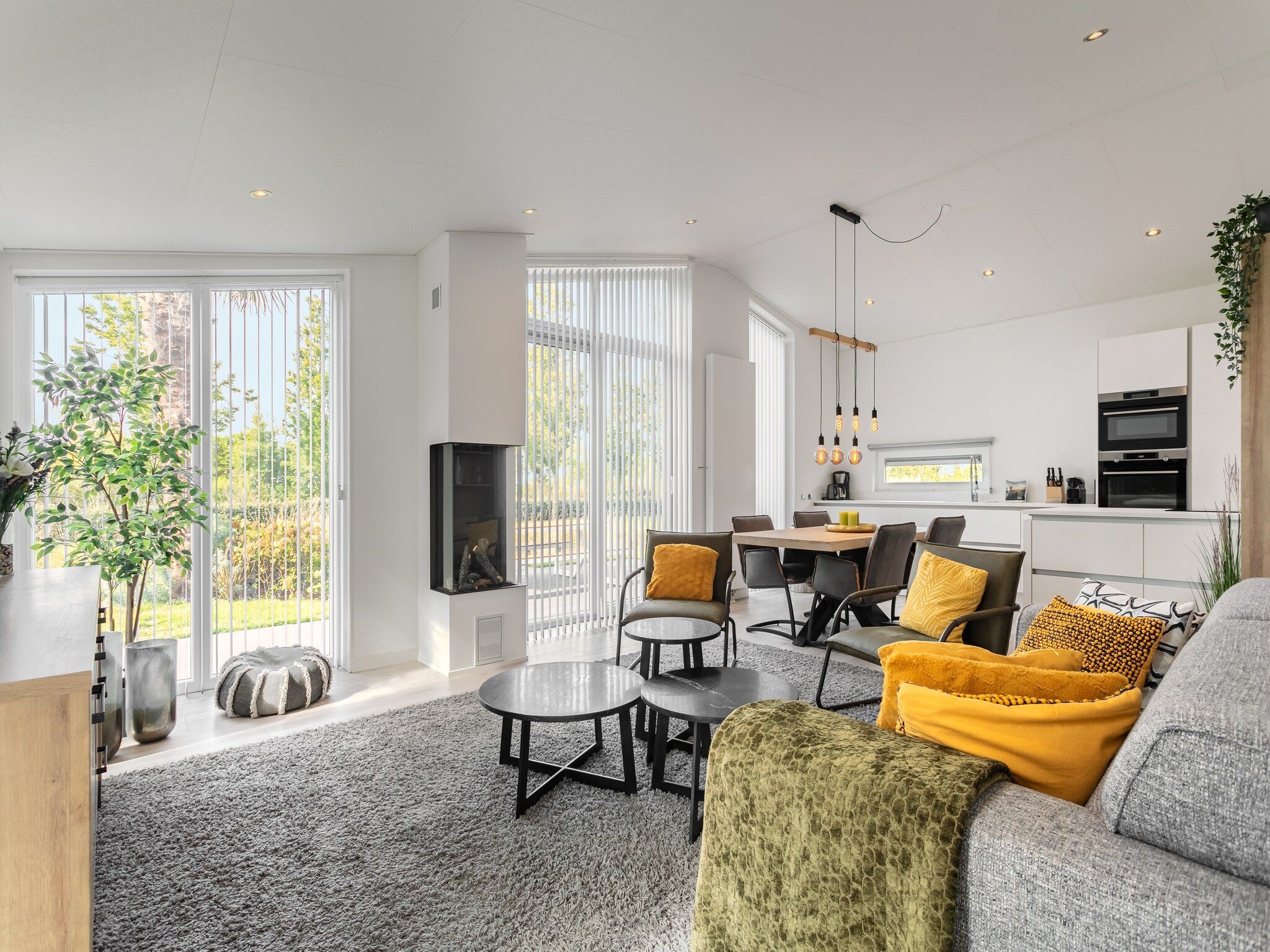 De woonkamer van Water Resort Oosterschelde 80 in Wemeldinge