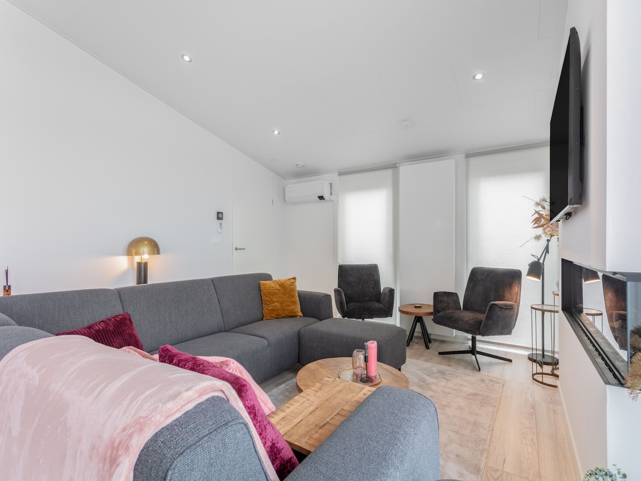 De woonkamer van Water Resort Oosterschelde 12 in Wemeldinge