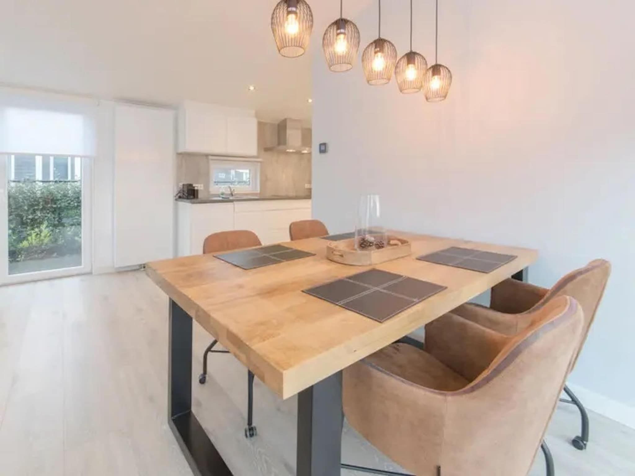 De eetkamer van Water Resort Oosterschelde 18A in Wemeldinge