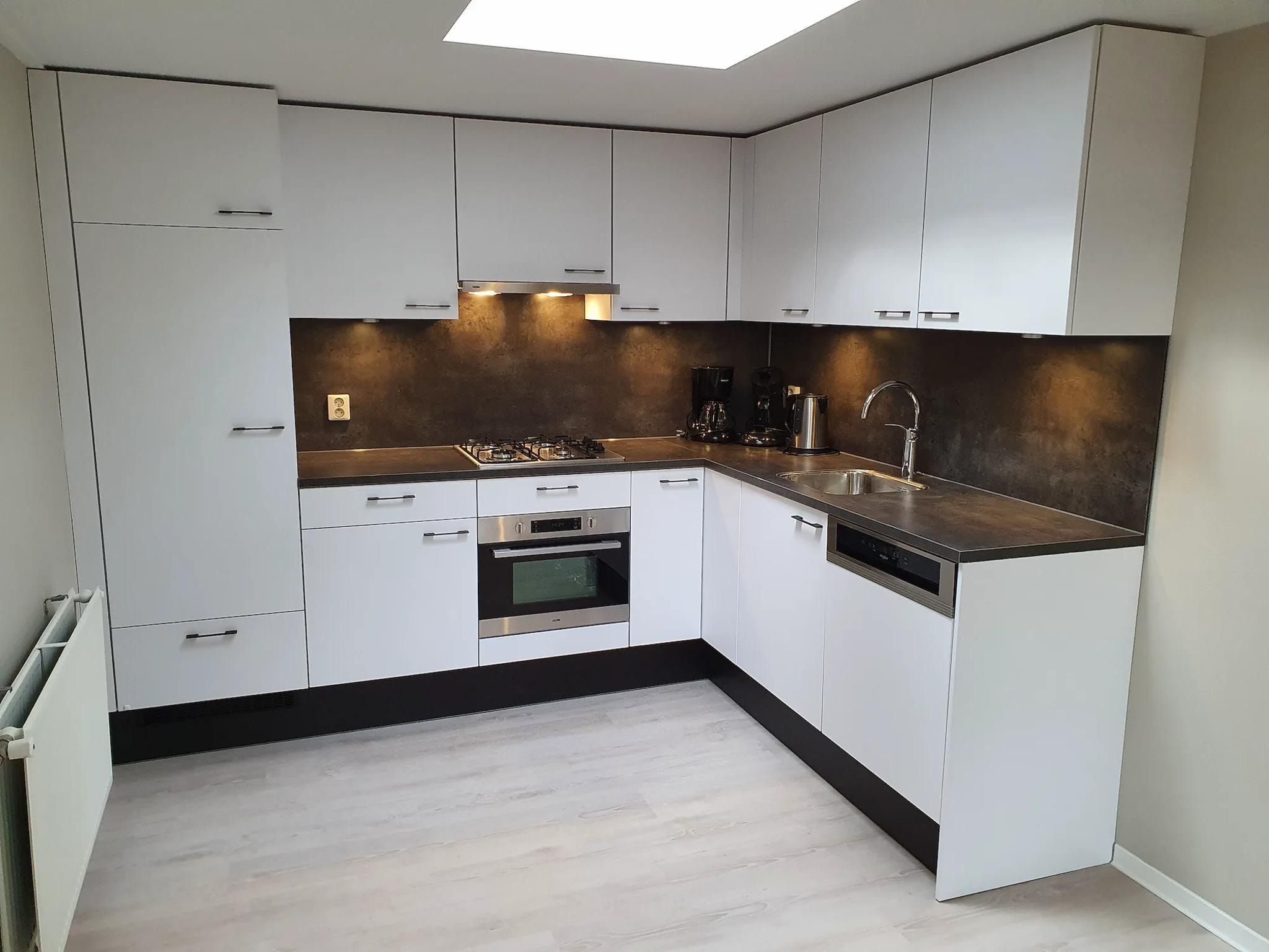 De keuken van Vakantiepark de Berkenhorst 19 in Kootwijk