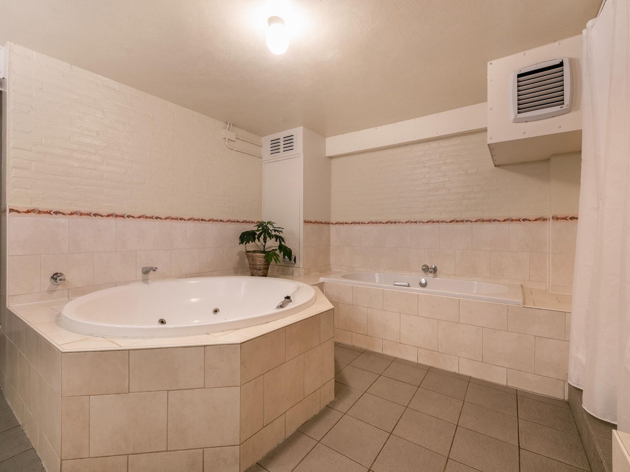 De badkamer van Vakantiepark Herperduin 21 in Herpen