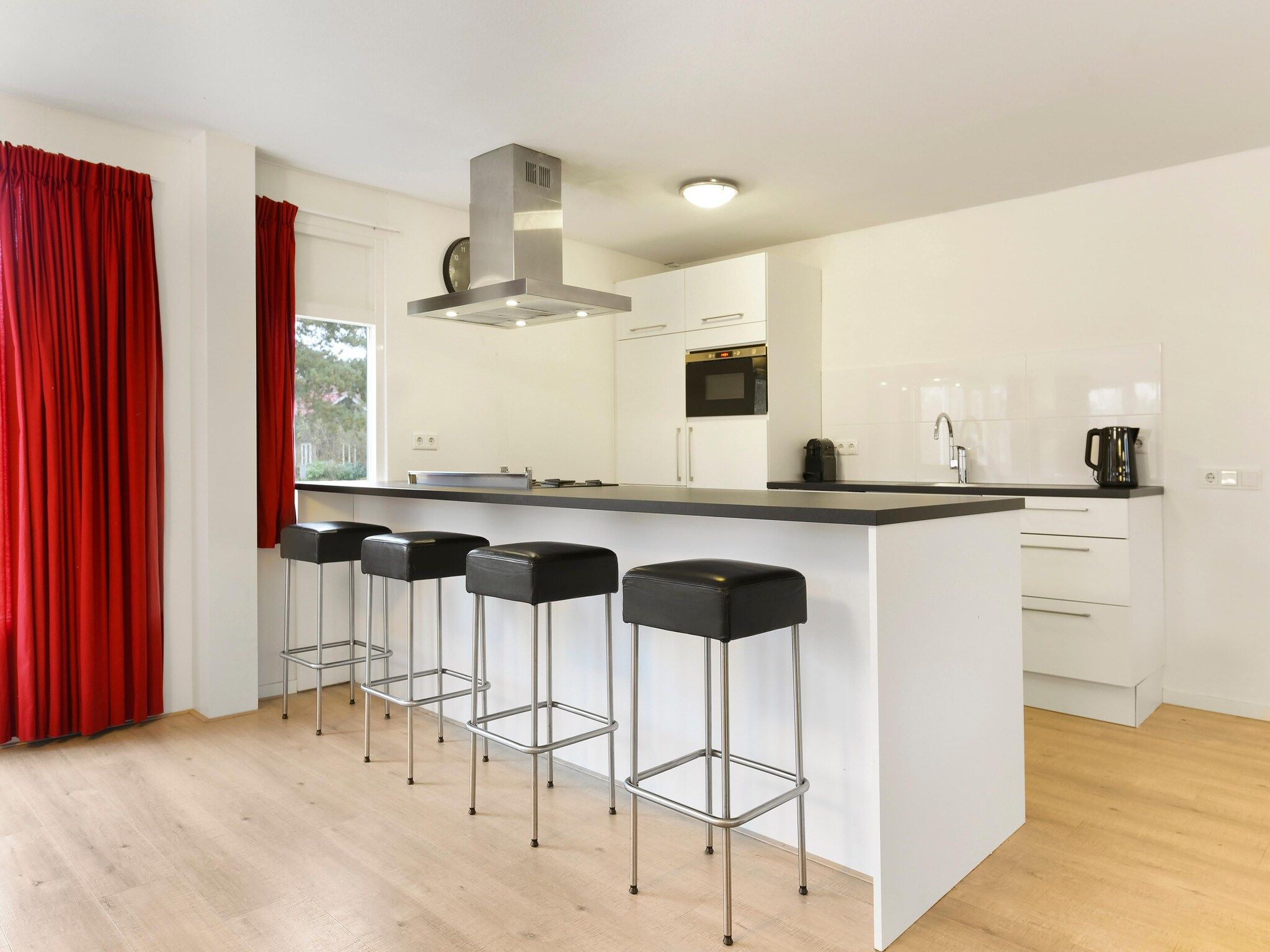 De keuken van Waterpark De Bloemert 4 in Midlaren