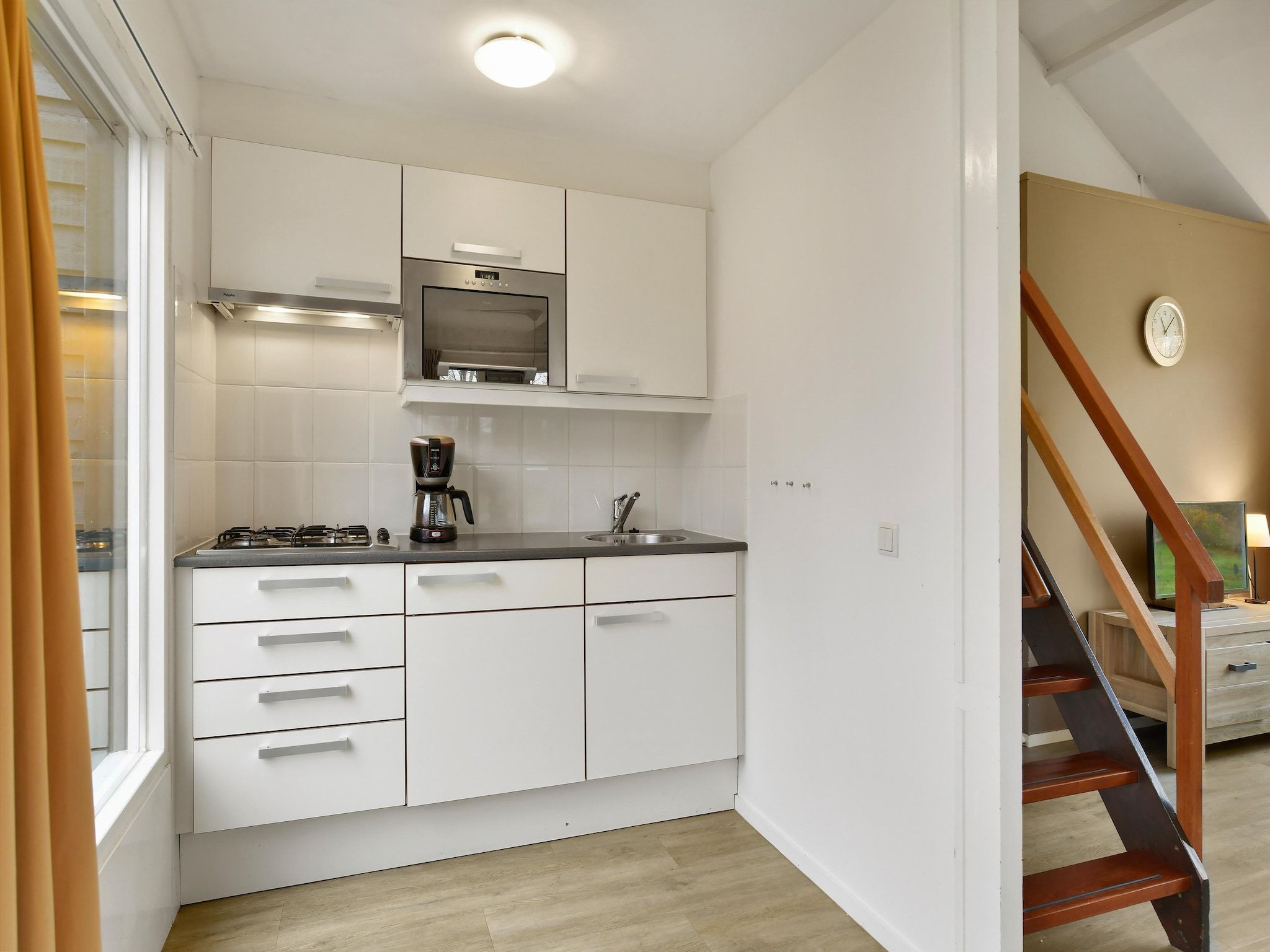 De keuken van Waterpark De Bloemert 10 in Midlaren