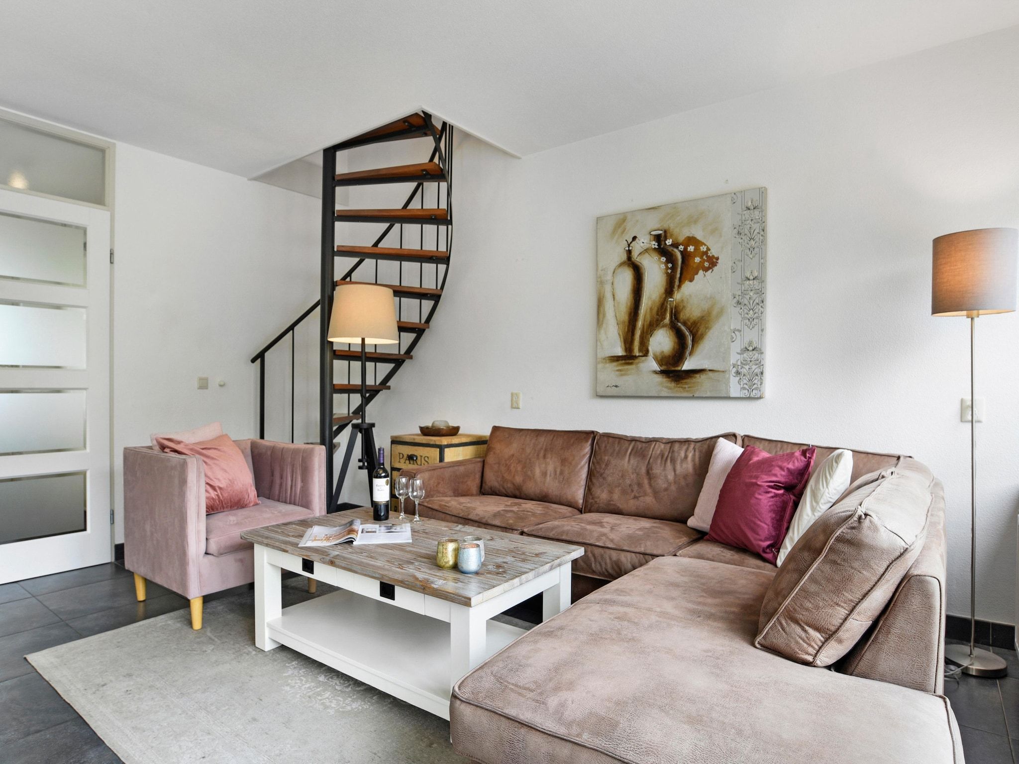 De woonkamer van Parc Port Greve 6 in Brouwershaven