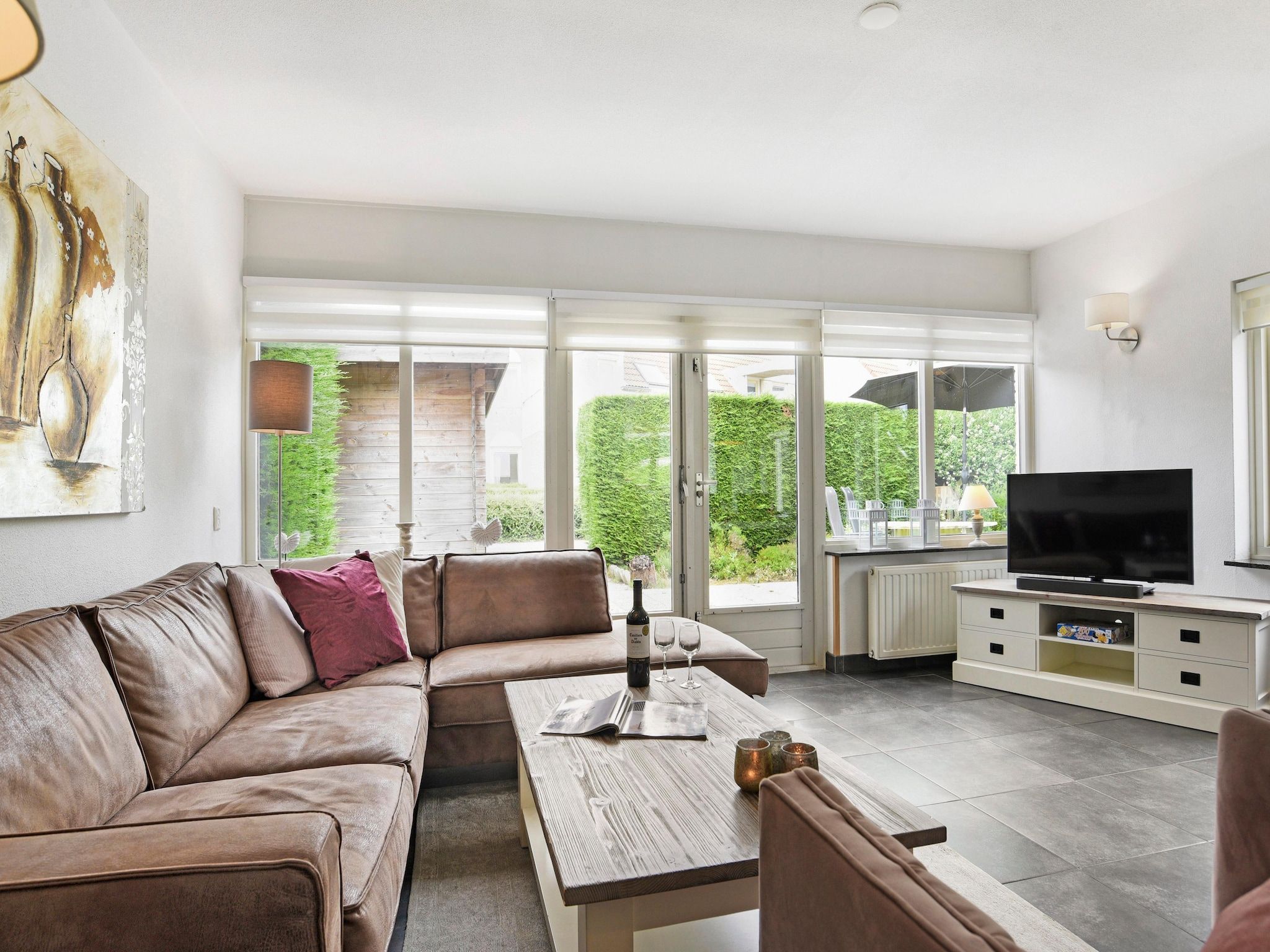 De woonkamer van Parc Port Greve 6 in Brouwershaven