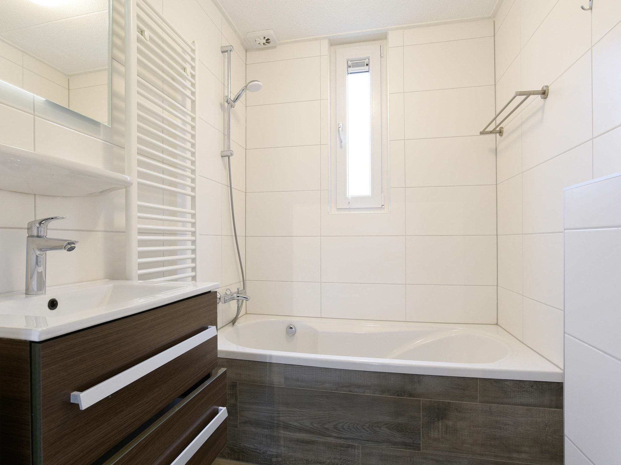 De badkamer van Parc Port Greve 11 in Brouwershaven