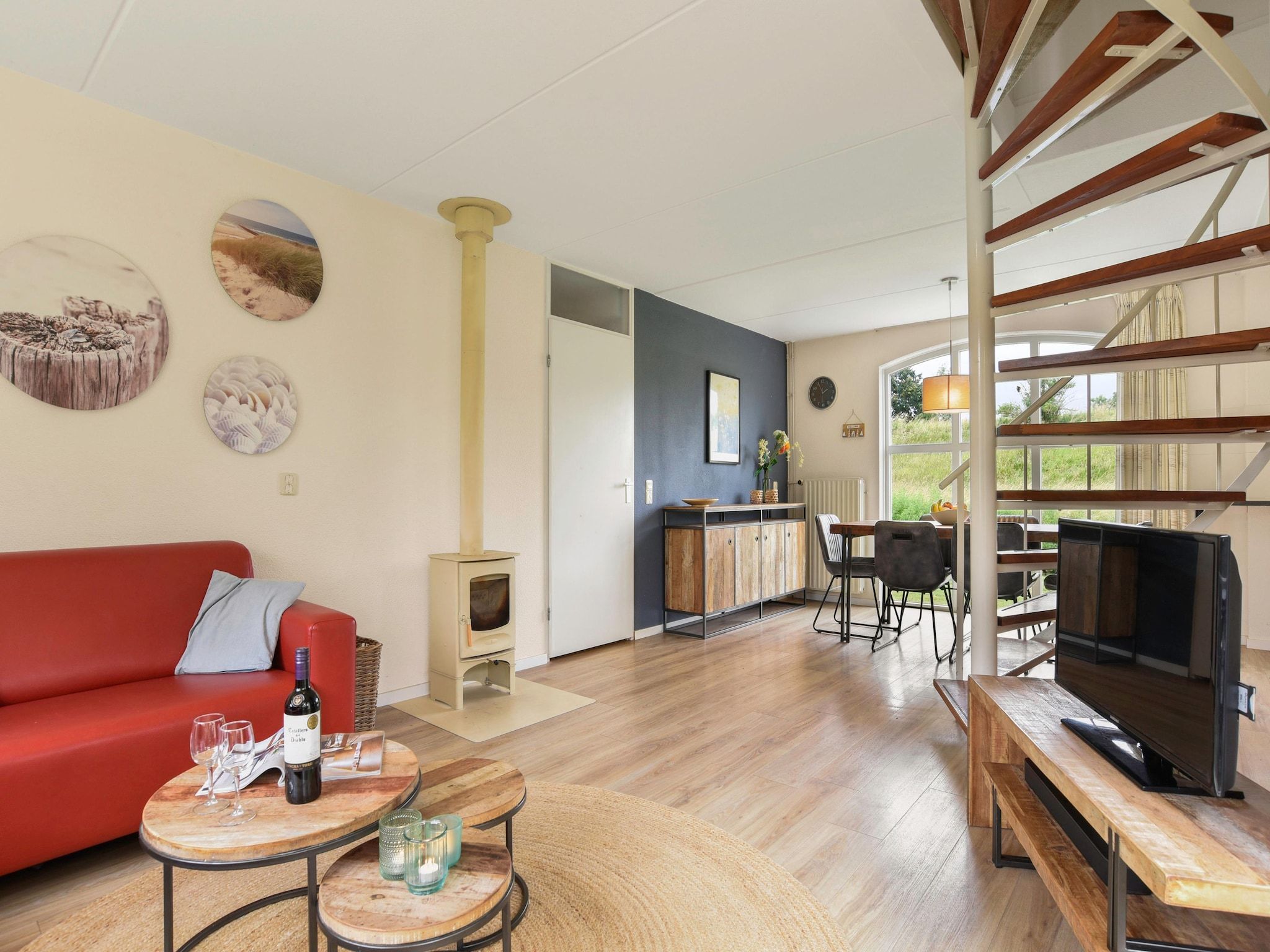 De woonkamer van Parc Port Greve 16 in Brouwershaven