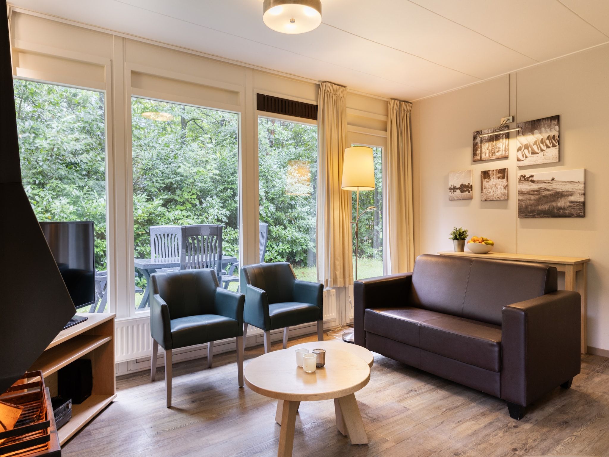 De woonkamer van Parc Heihaas 5 in Putten