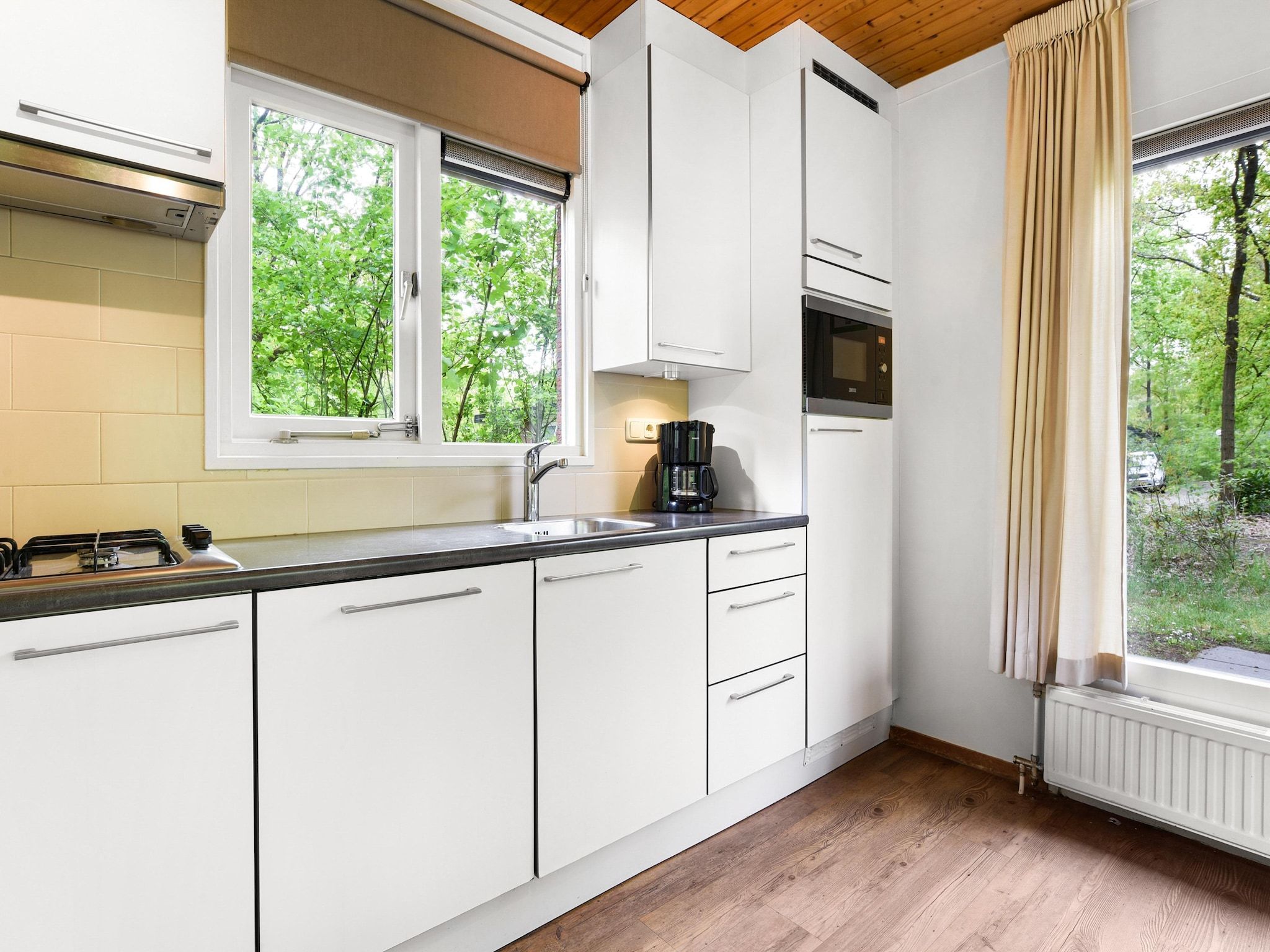 De keuken van Parc Heihaas 10 in Putten