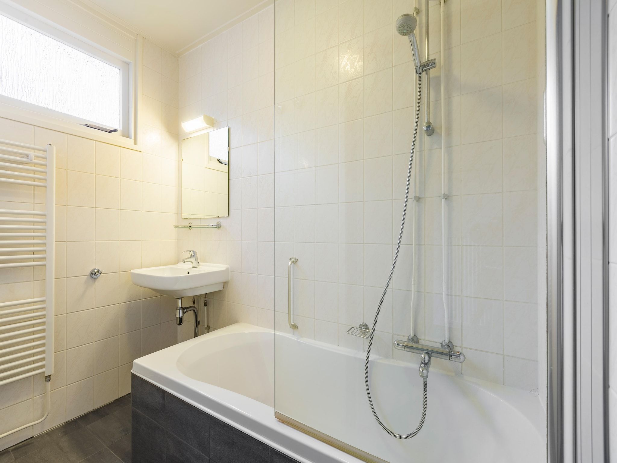 De badkamer van Parc Heihaas 11 in Putten