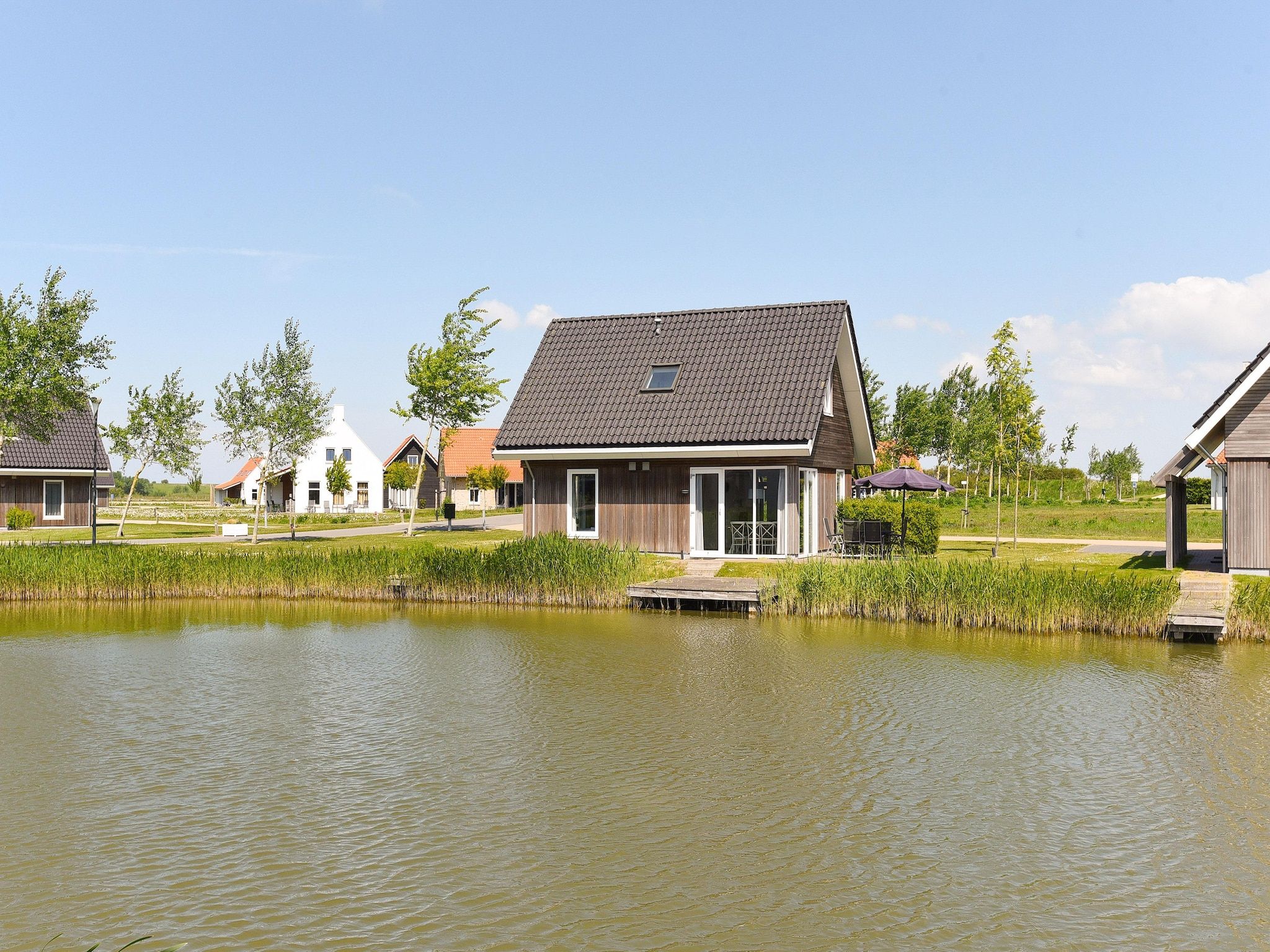 De buitenkant van Strand Resort Nieuwvliet-Bad 8 in Nieuwvliet