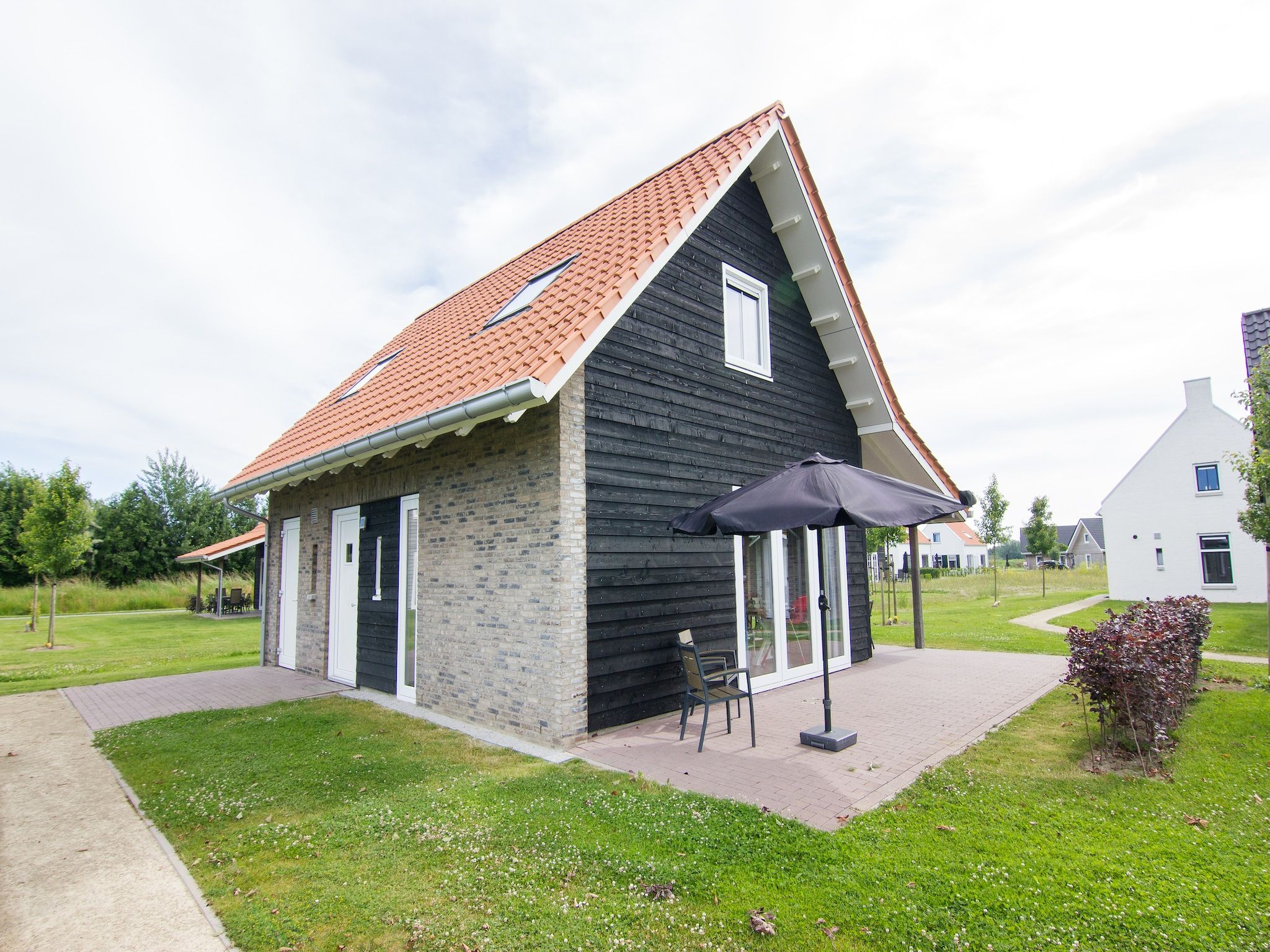 Het terras van Strand Resort Nieuwvliet-Bad 10 in Nieuwvliet