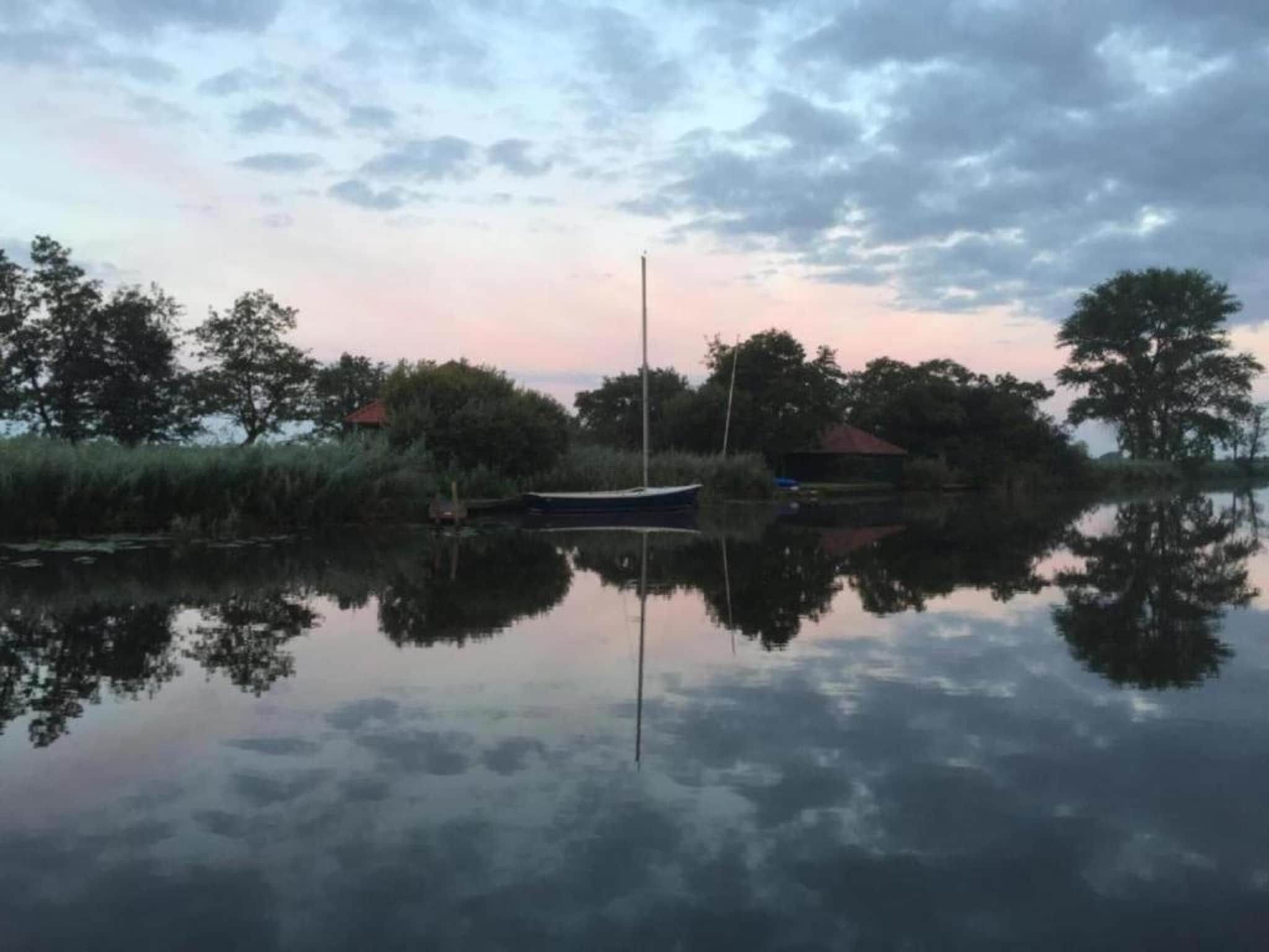 De omgeving van Docklodge 46 in Delfstrahuizen