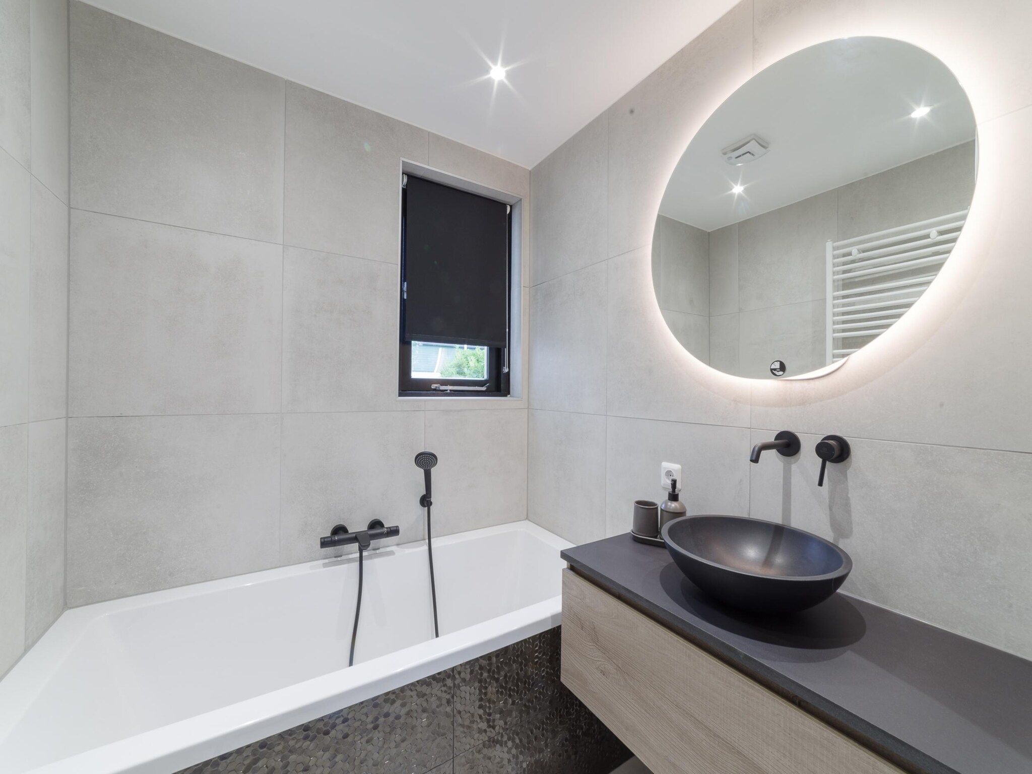 De badkamer van Villapark De Oesterbaai 126 in Wemeldinge