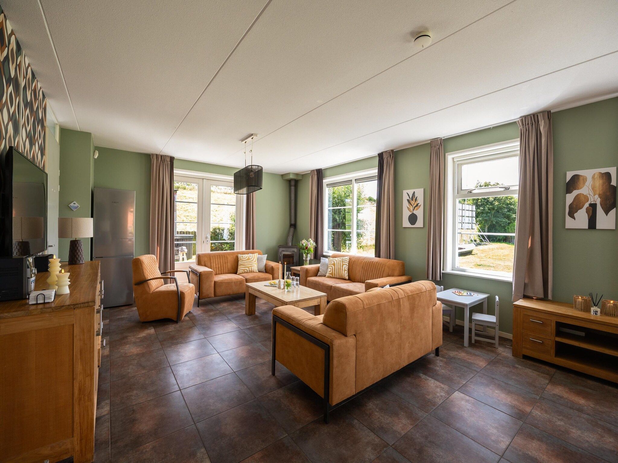 De woonkamer van Andijk 15 in Andijk