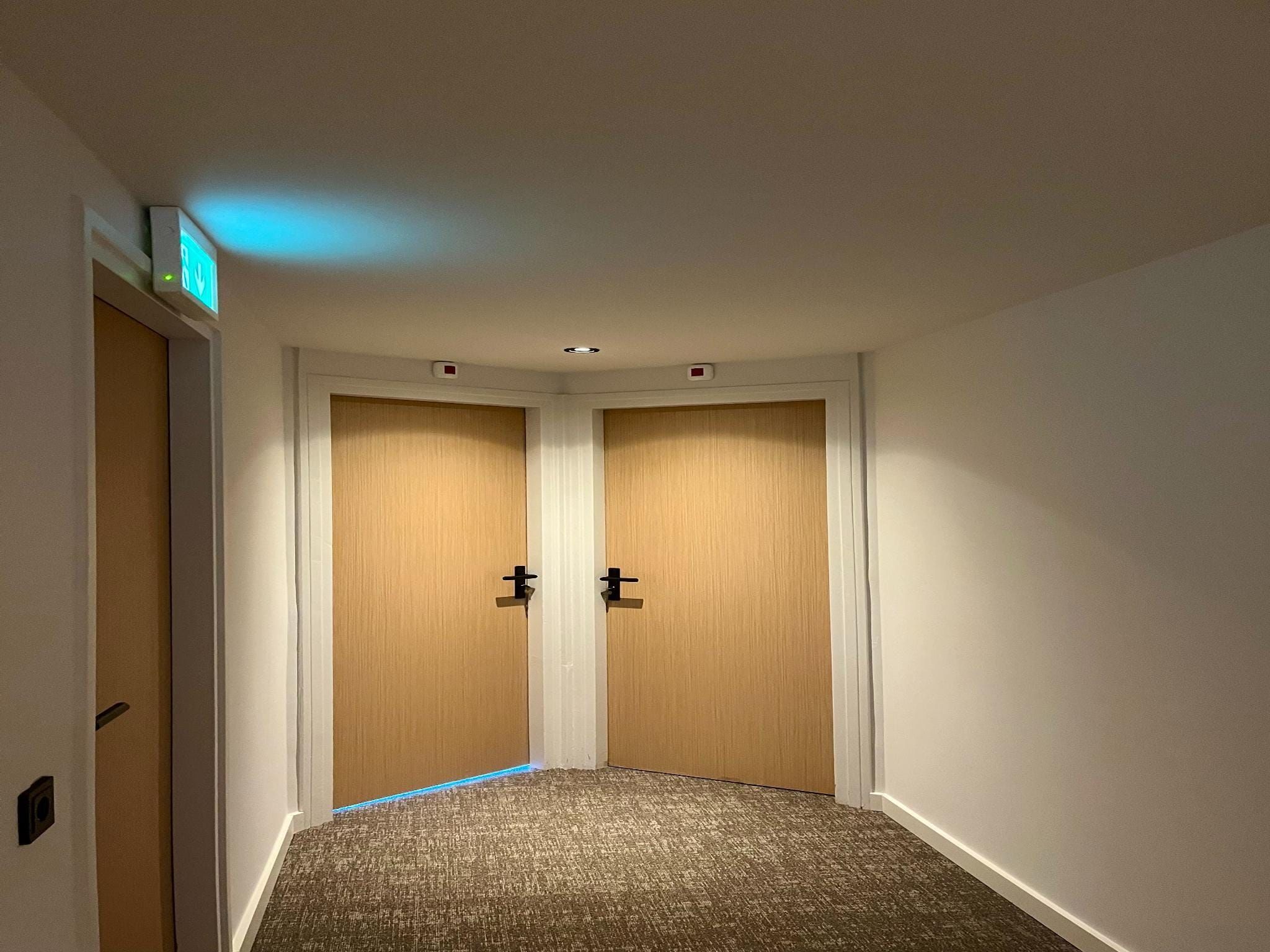 Groepsaccommodatie met 10 luxe tweepersoons kamers in Scherpenzeel (FR) - Foto 3 van 40