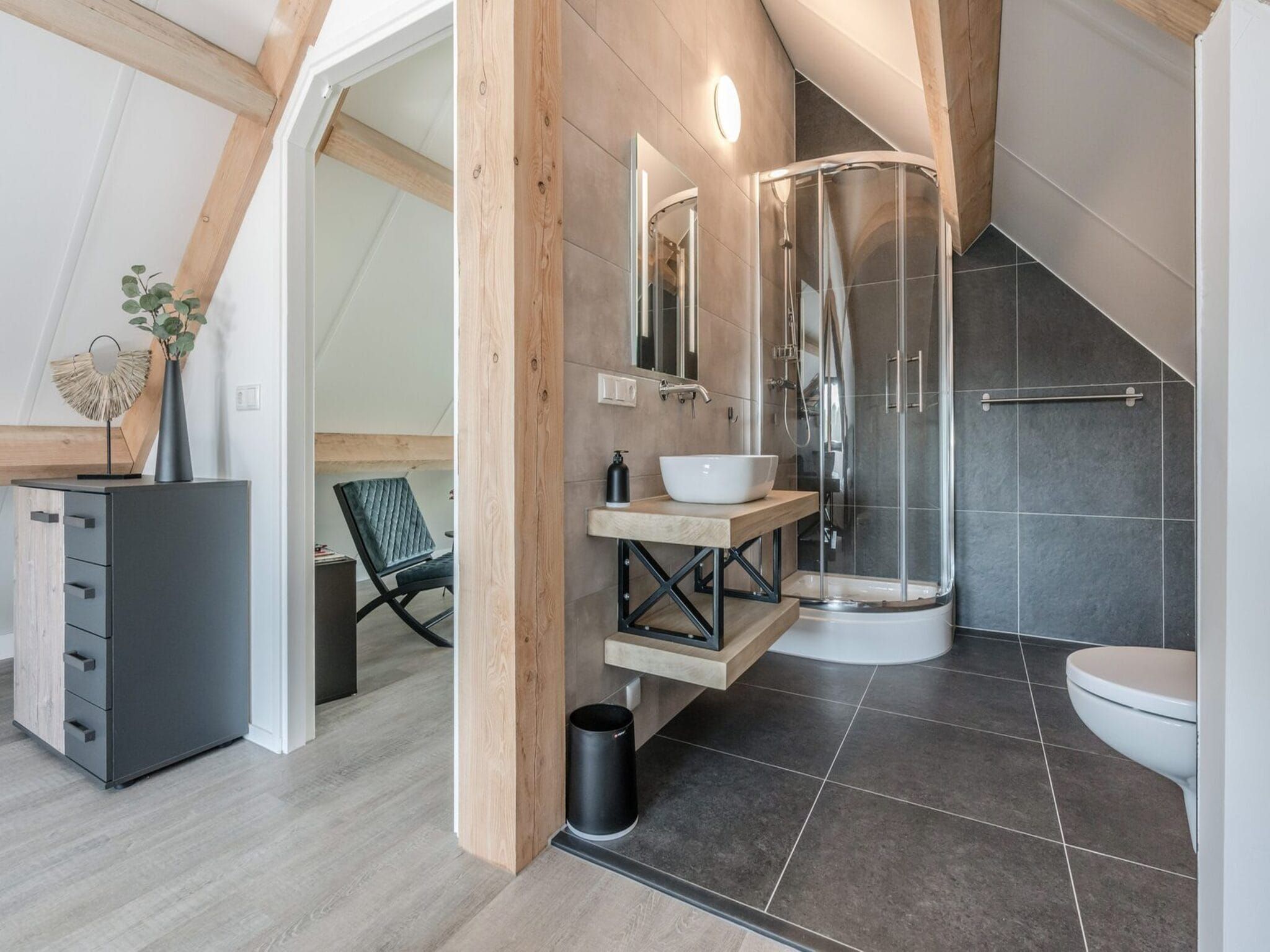 De badkamer van Farm Lodge 670 in Baarle-nassau