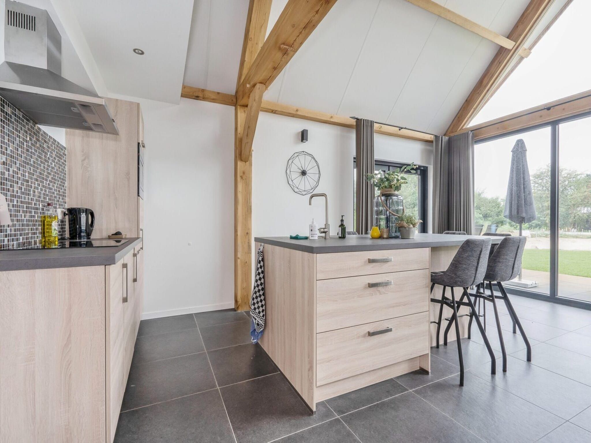 De keuken van Farm Lodge 687 in Baarle-nassau