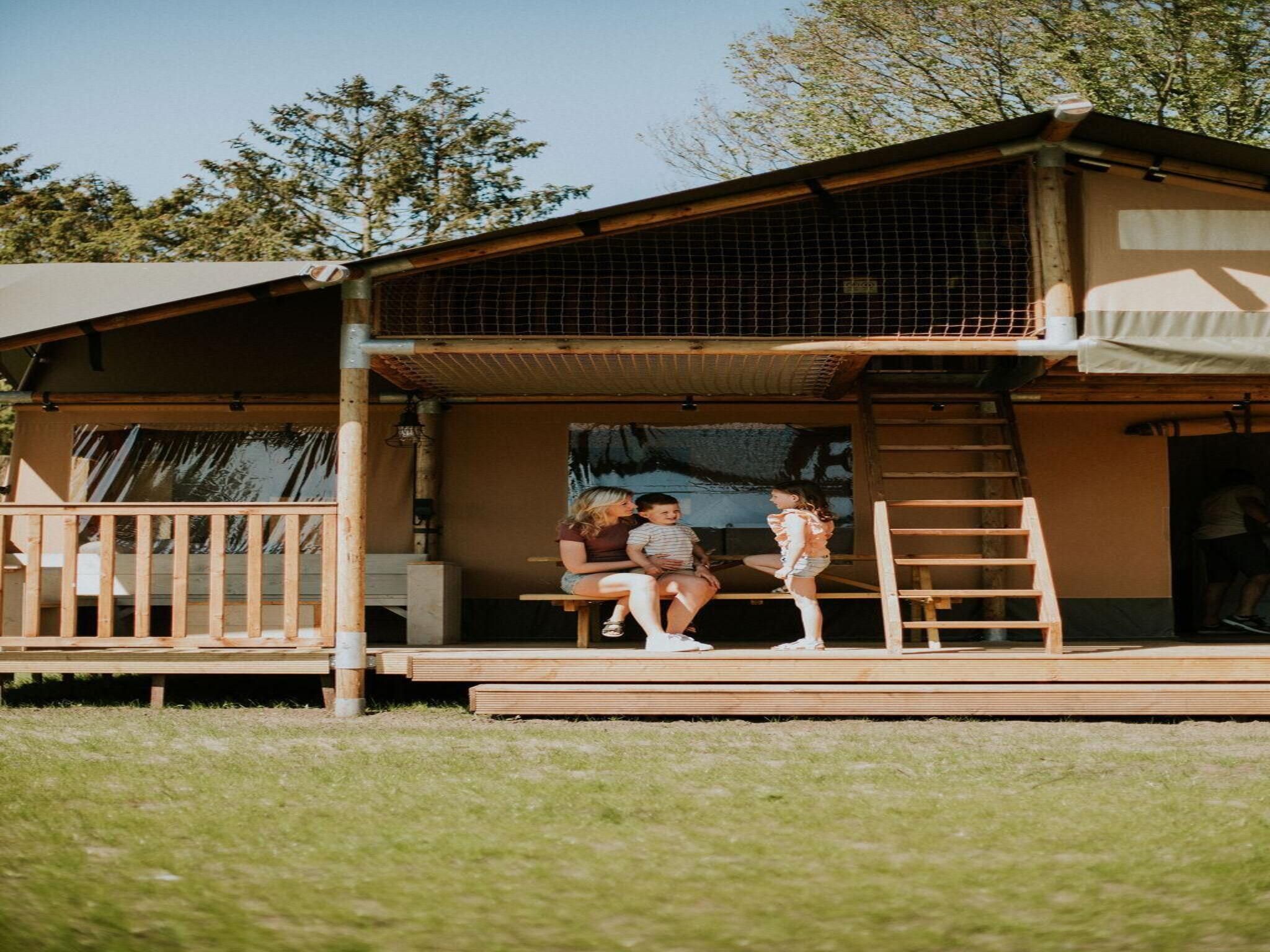 De buitenkant van Ranger lodge | 6 persoons in Balkbrug