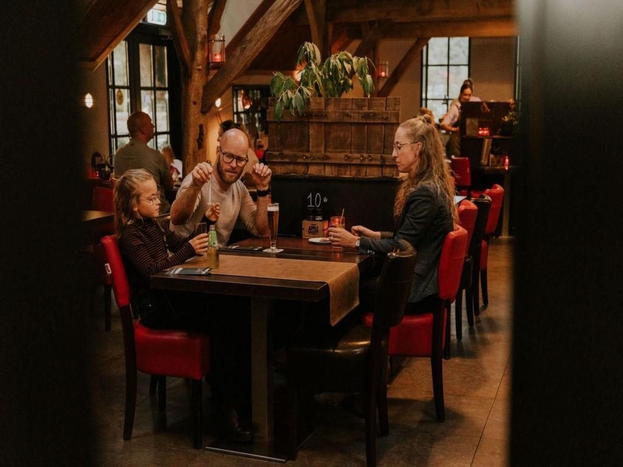 Parkfaciliteiten bij Reestdal lodge | 6 persoons in Balkbrug