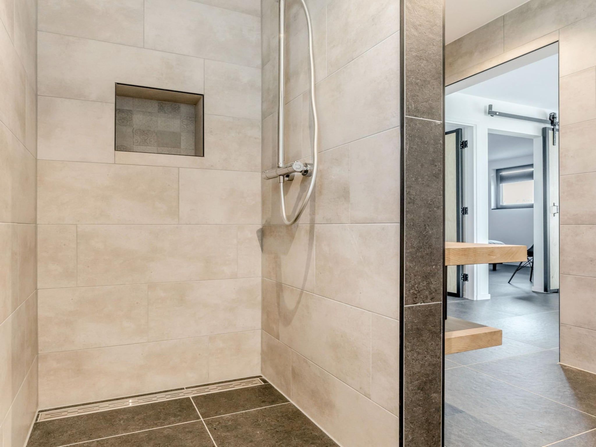 De badkamer van Farm Lodge 669 in Baarle-nassau