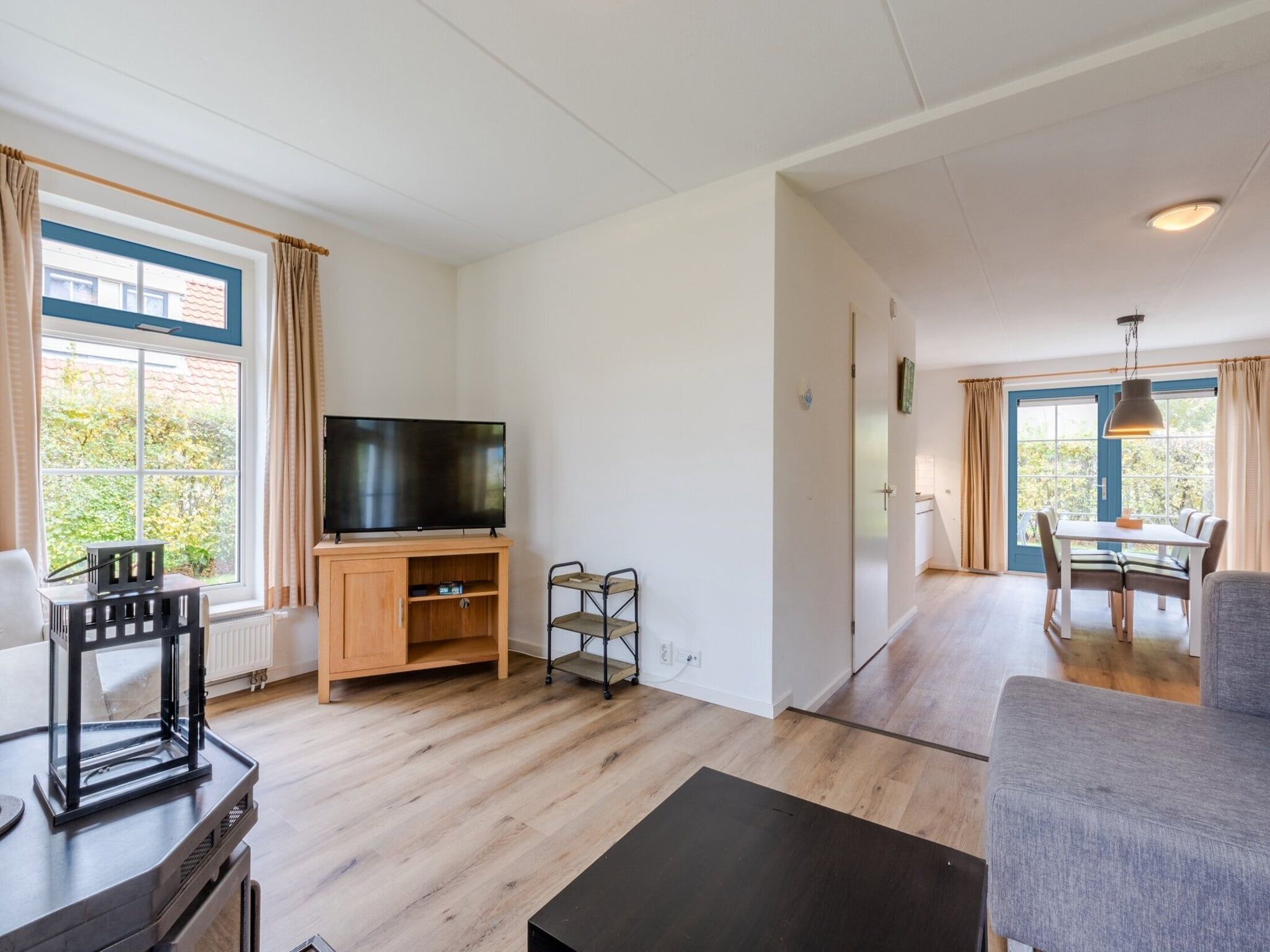 De woonkamer van Kustpark Texel 6 in De Koog