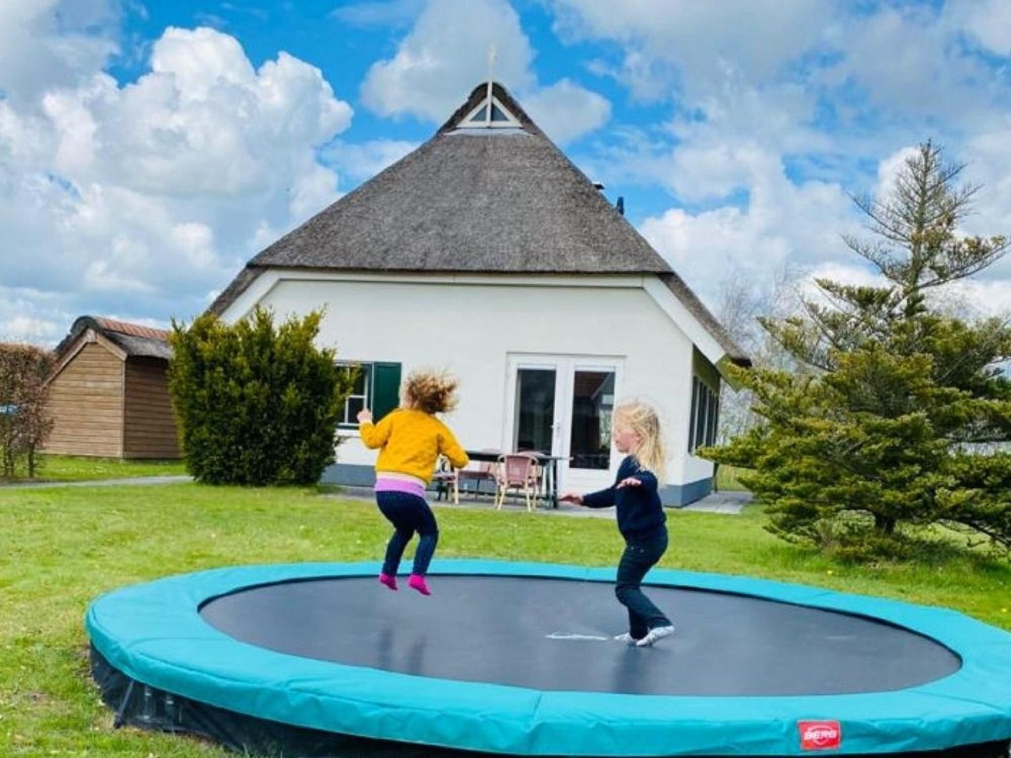 De tuin van Landgoed Eysinga State 1 in Sint Nicolaasga