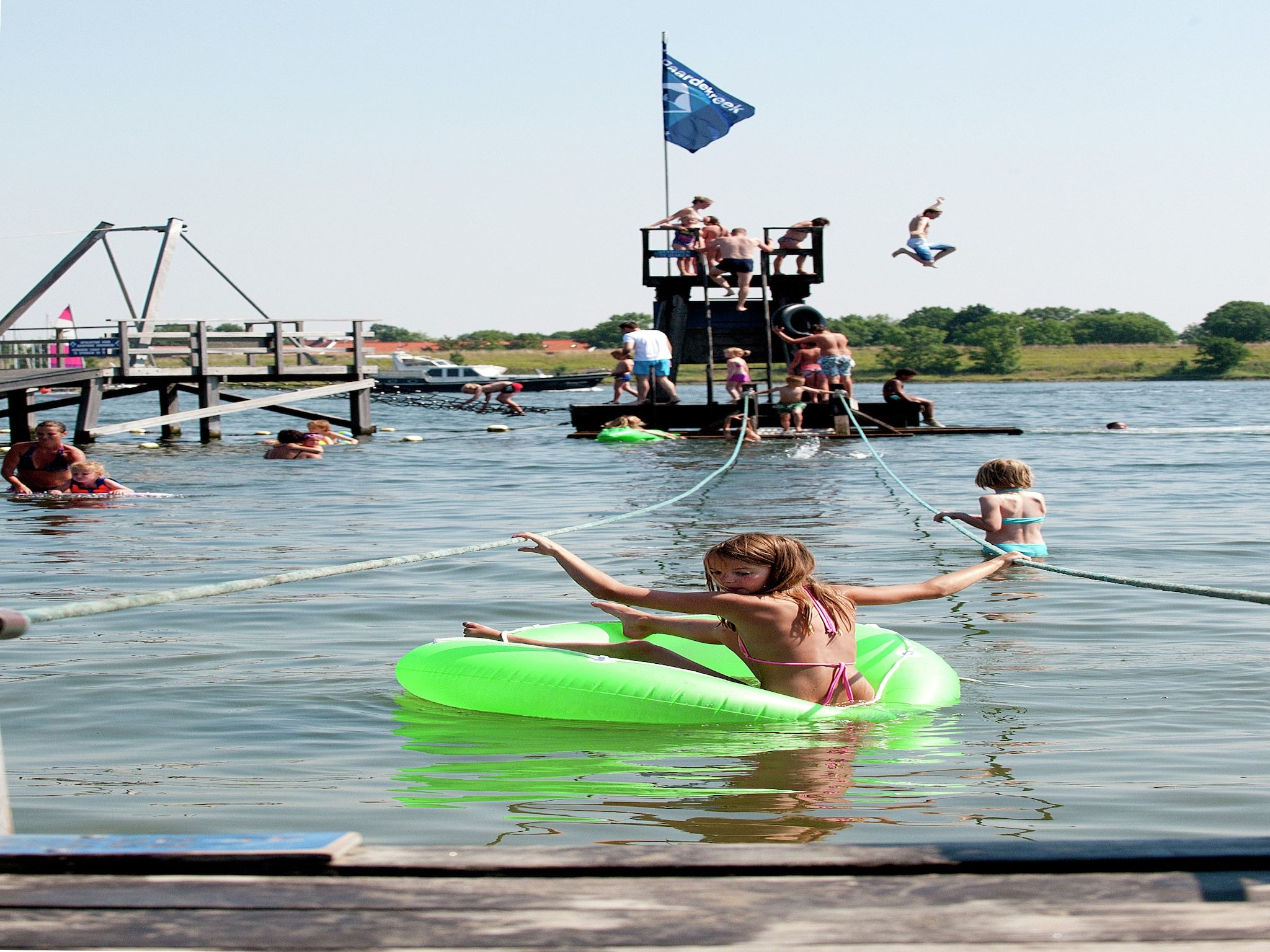 Parkfaciliteiten bij Villapark de Paardekreek 3 in Kortgene